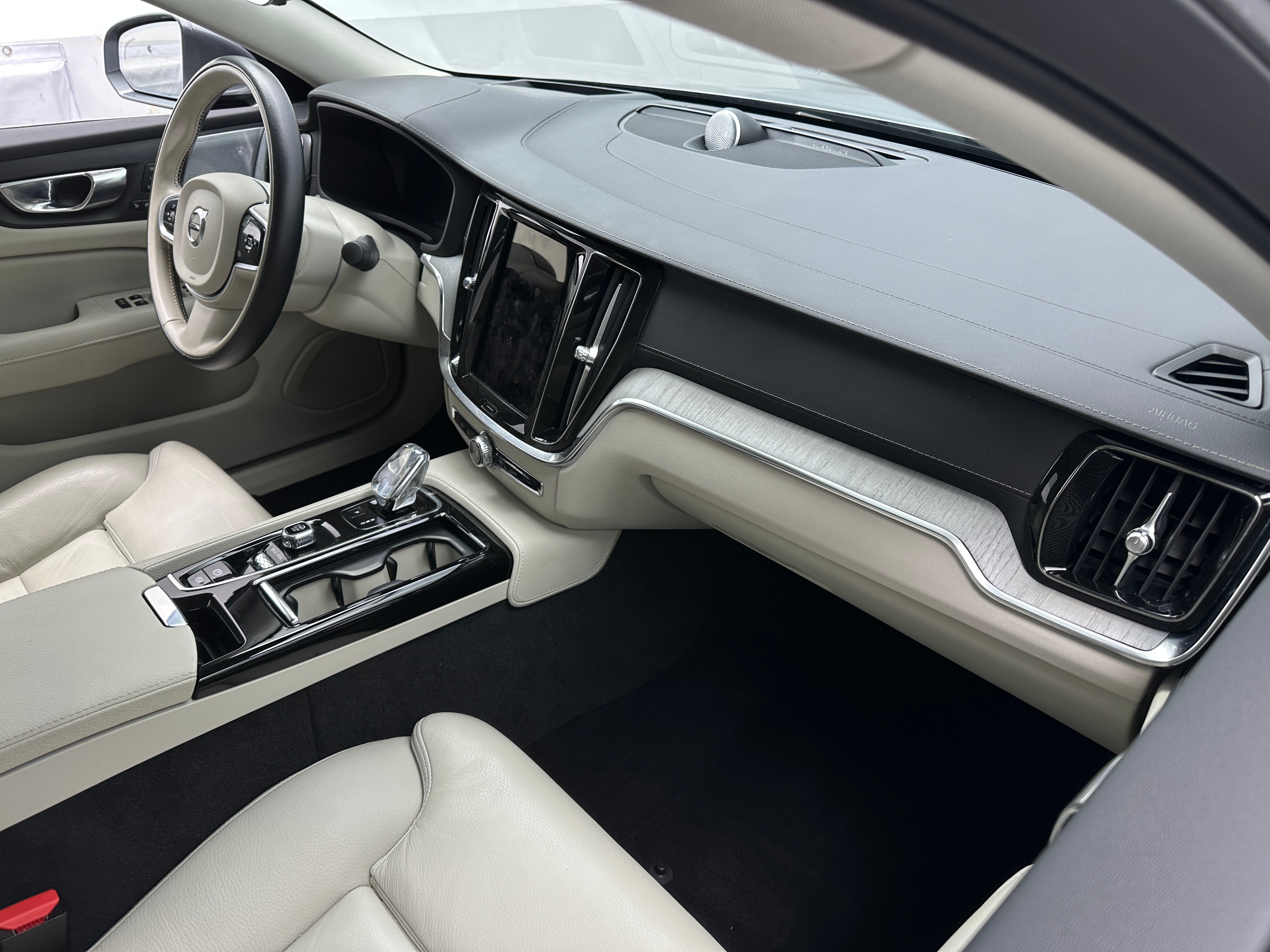2021 Volvo S60 R 2