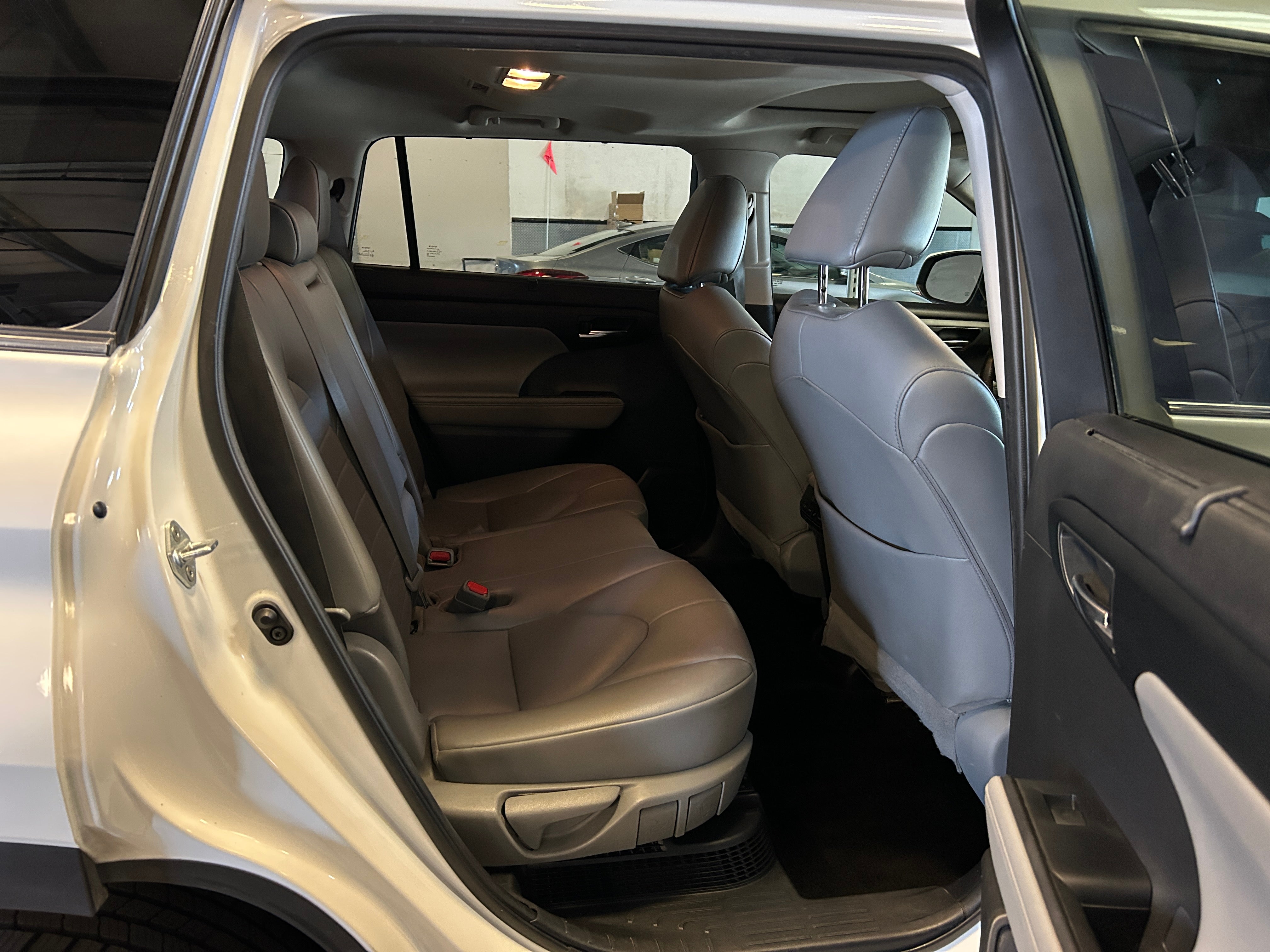 2021 Toyota Highlander XLE 6