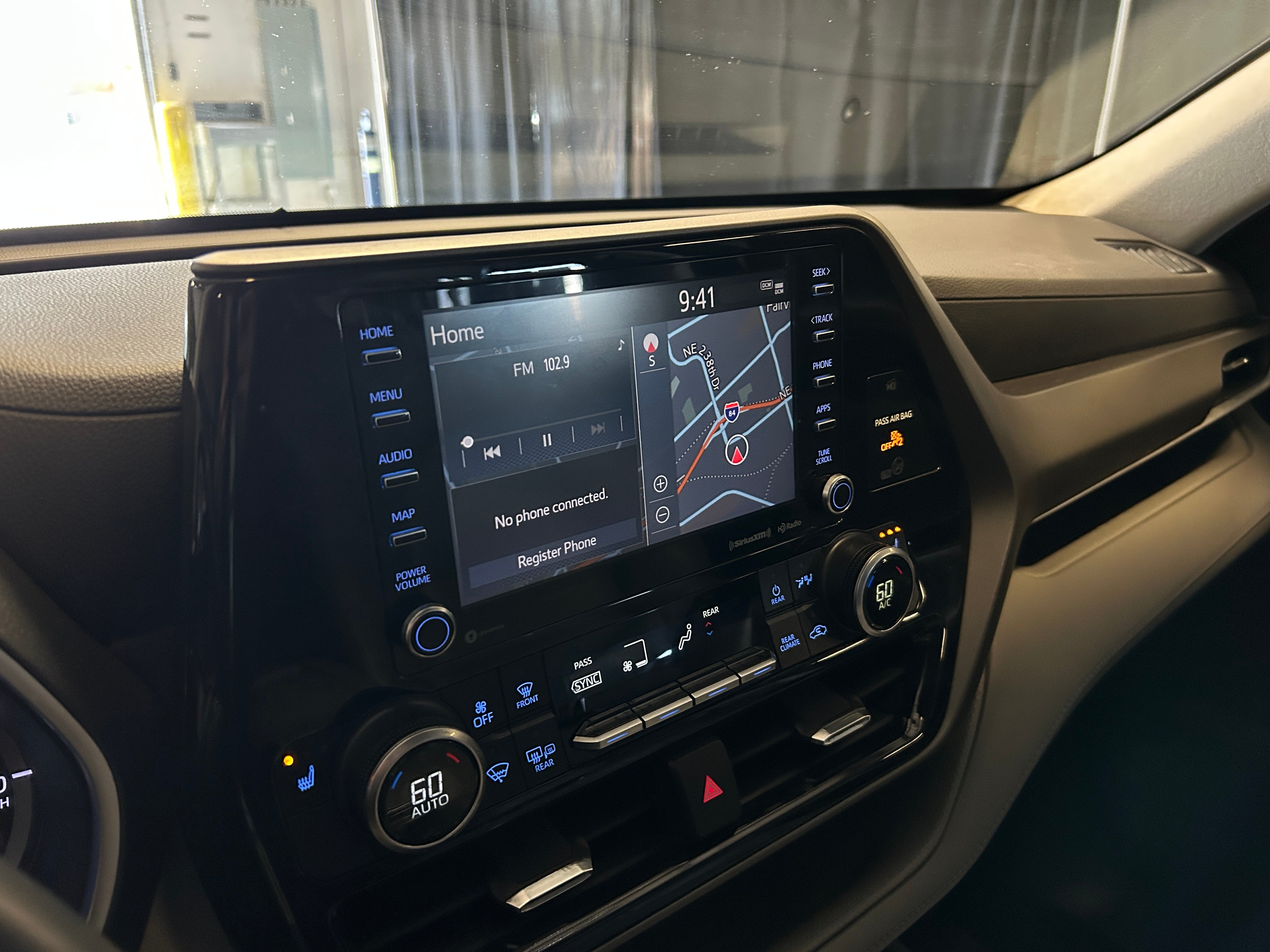 2021 Toyota Highlander XLE 4