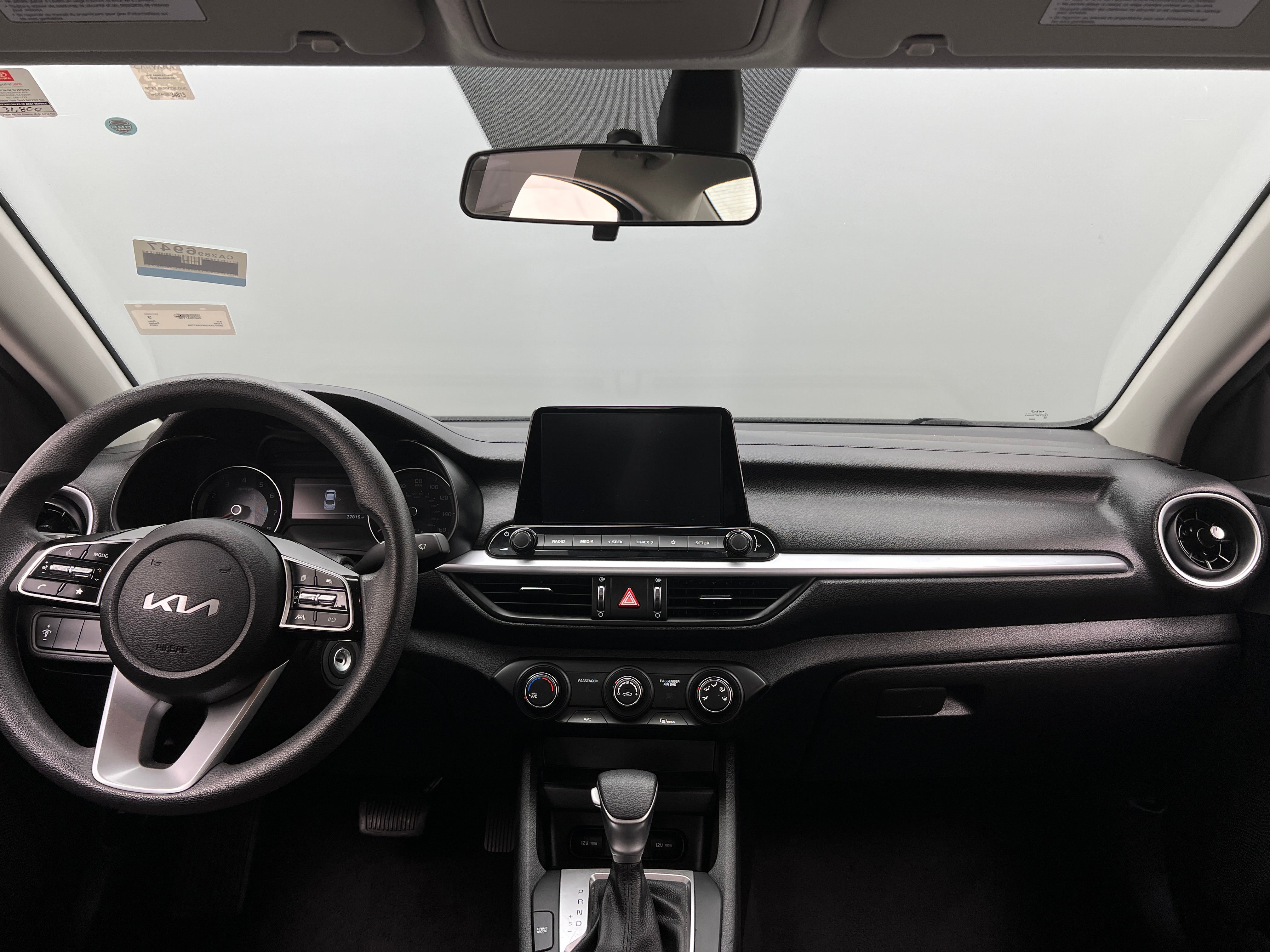 2023 Kia Forte LXS 3