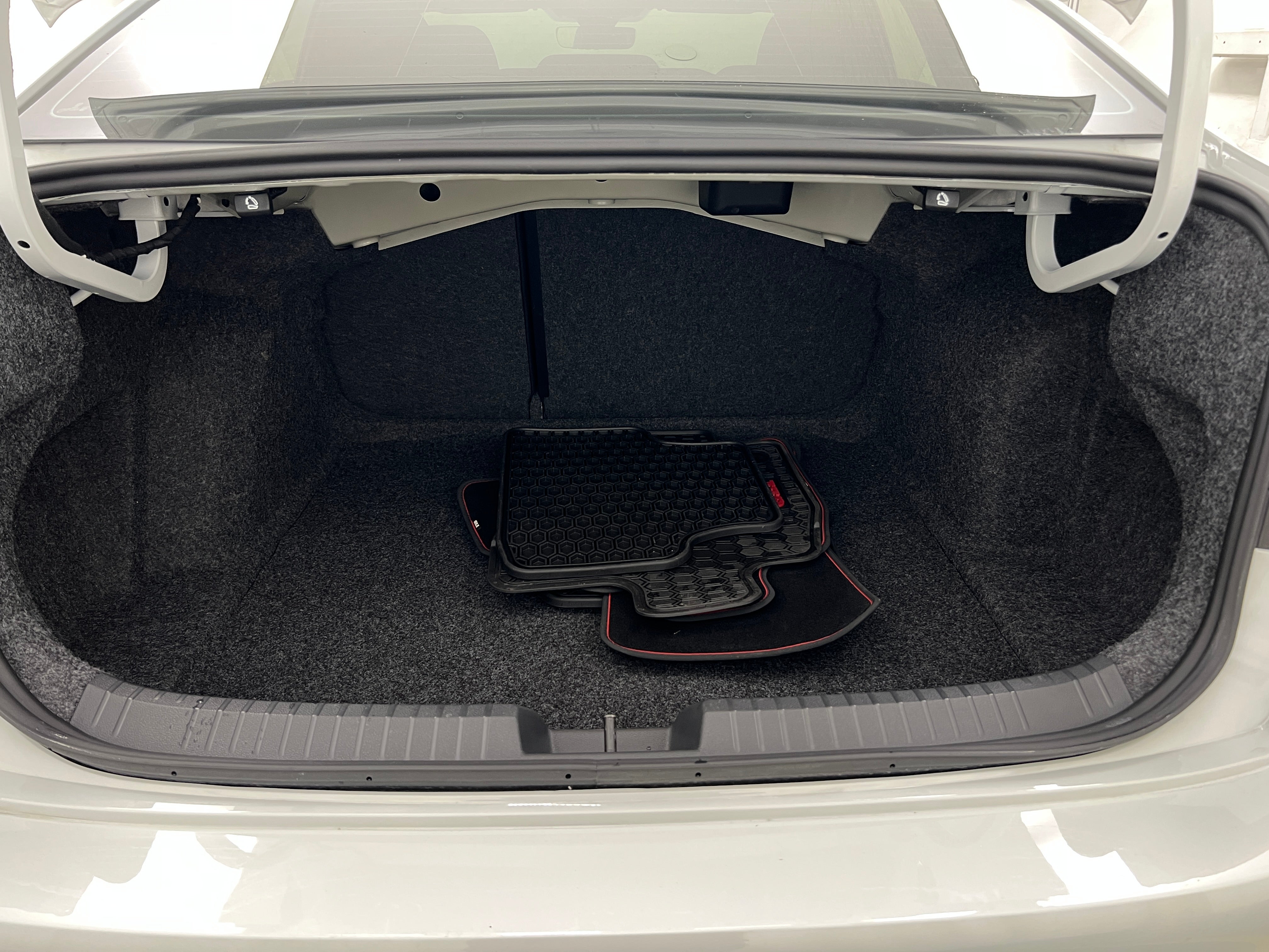 2024 Volkswagen Jetta GLI 40th Anniversary Edition 7