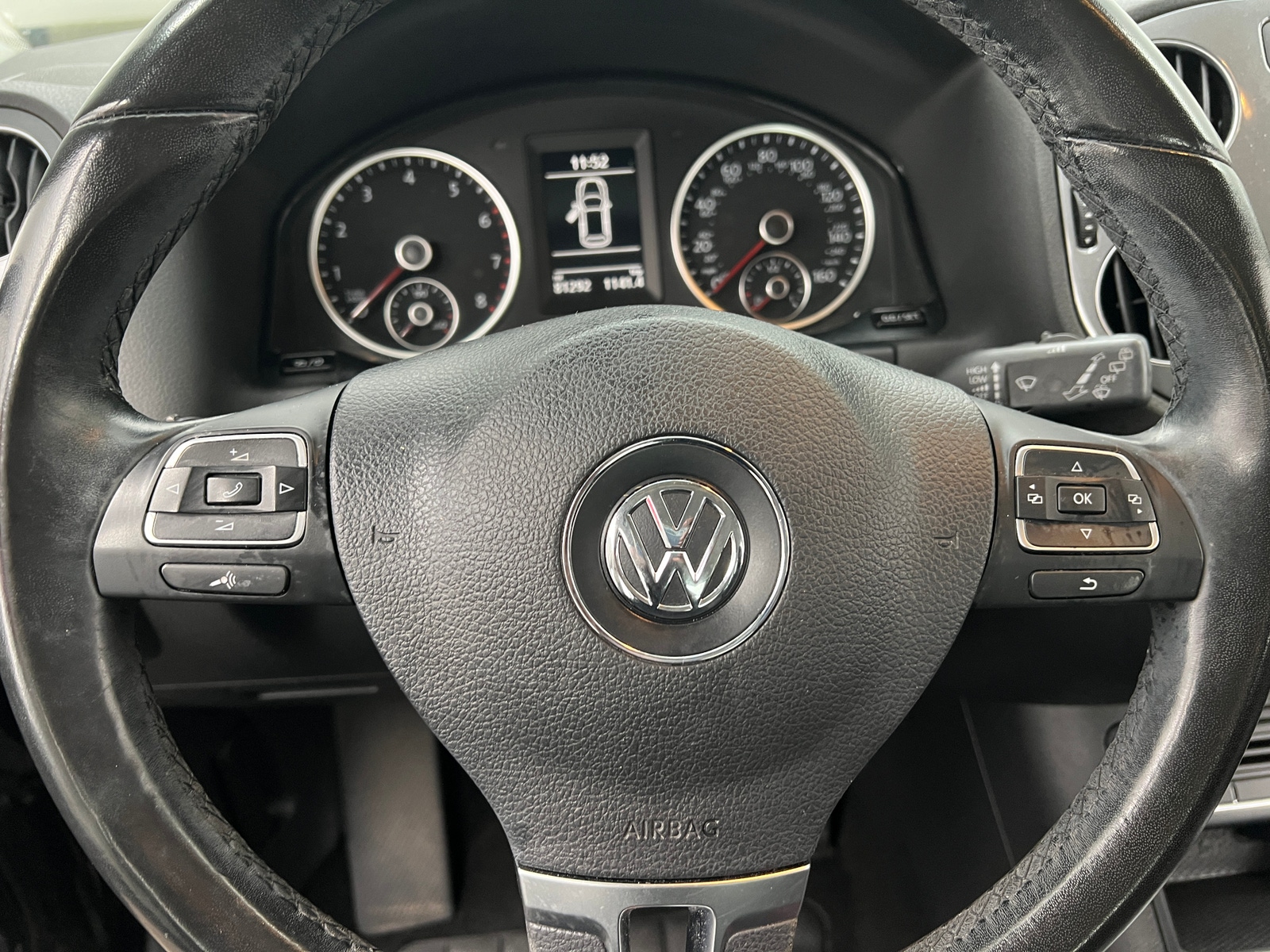 Thumbnail: 2017 Volkswagen Tiguan - 5