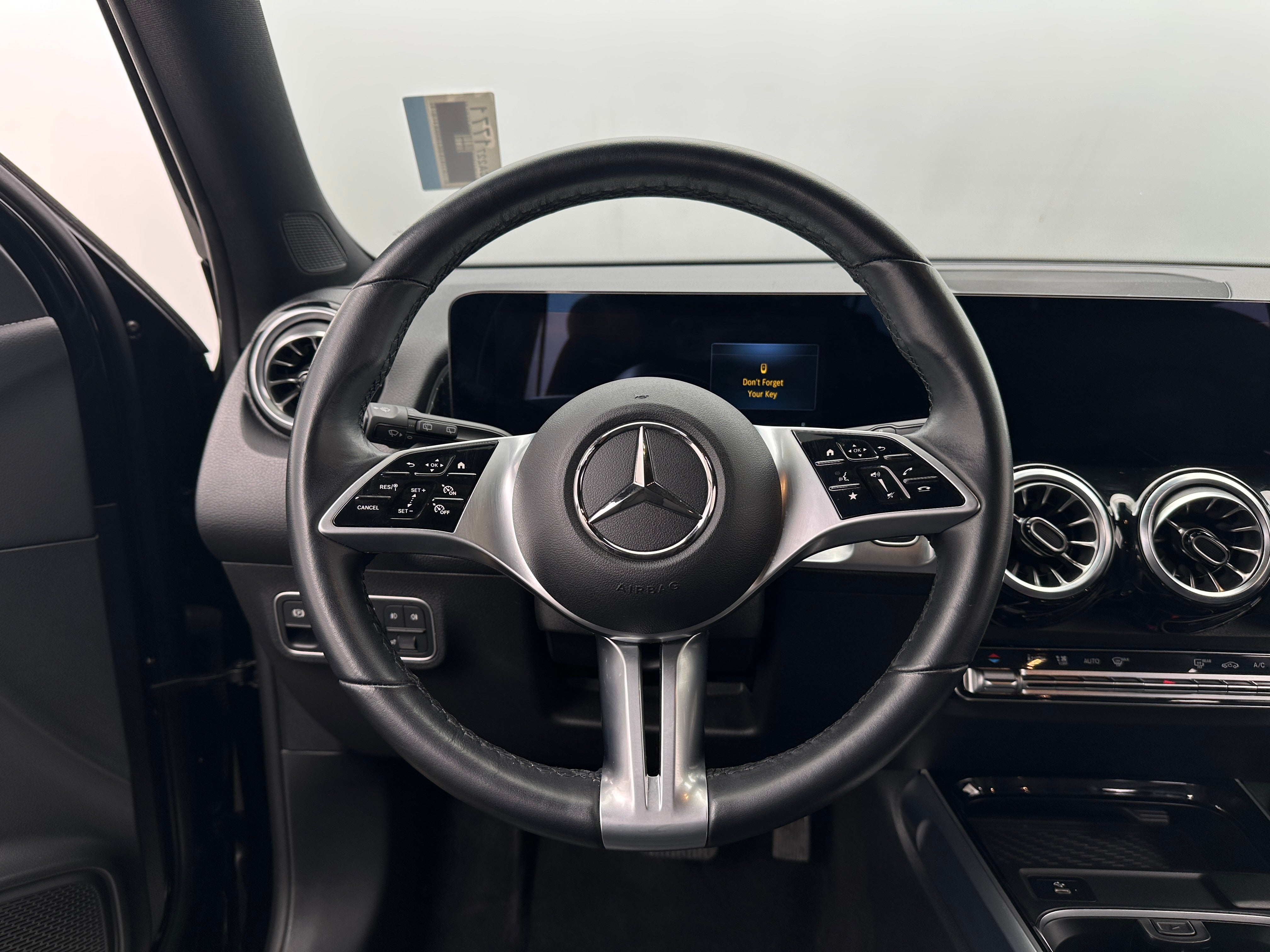 2024 Mercedes-Benz GLB 250 4