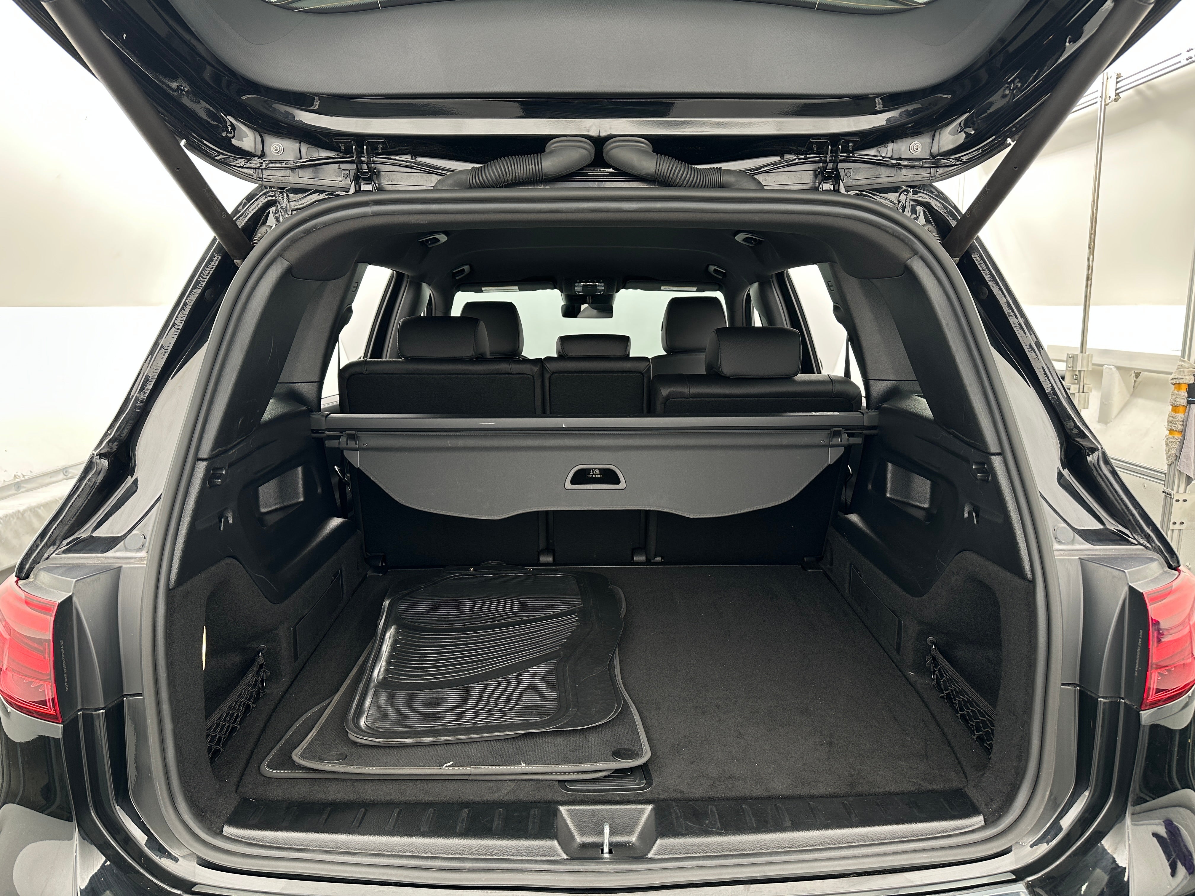 2024 Mercedes-Benz GLB 250 6