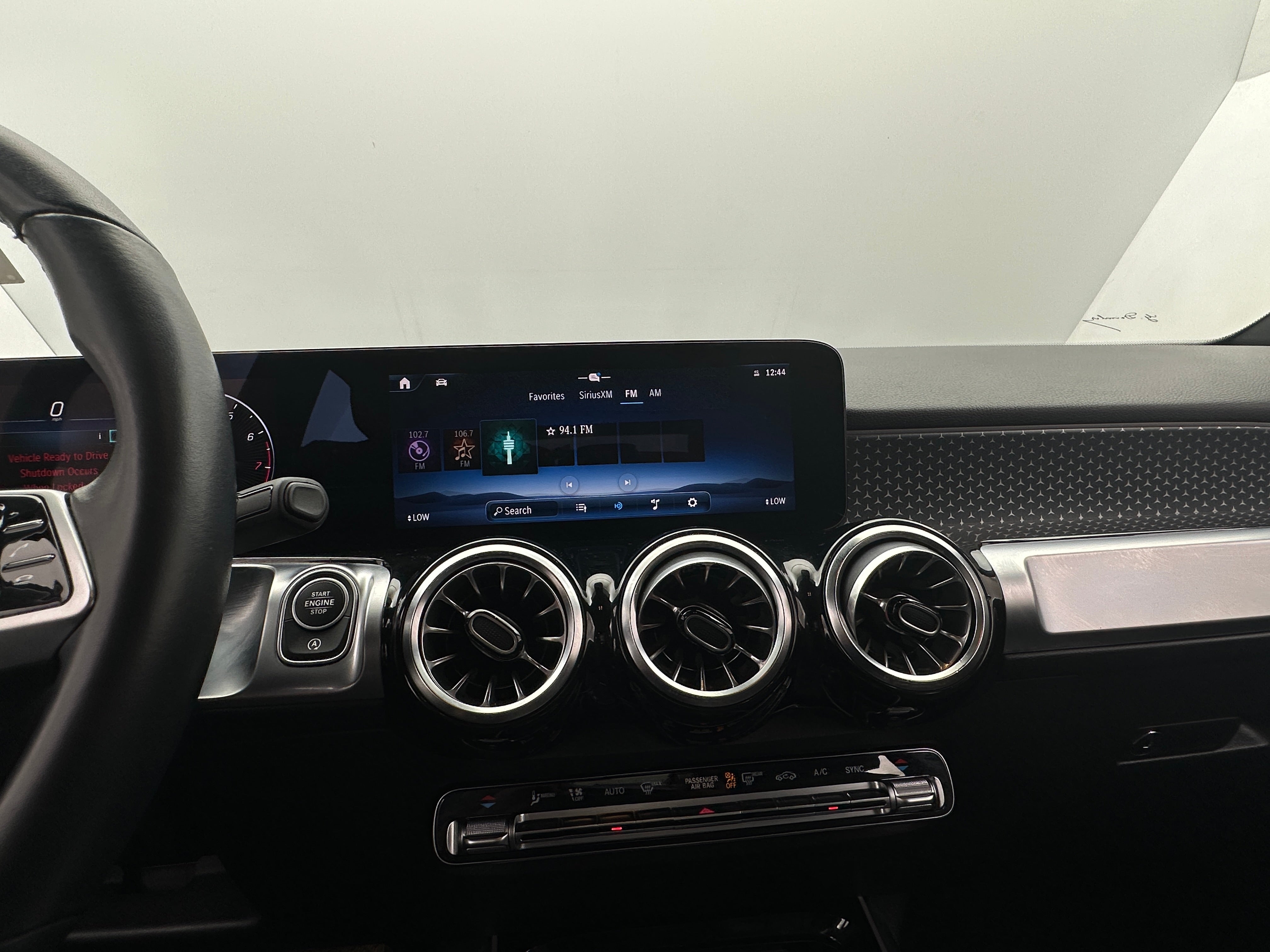 2024 Mercedes-Benz GLB 250 3