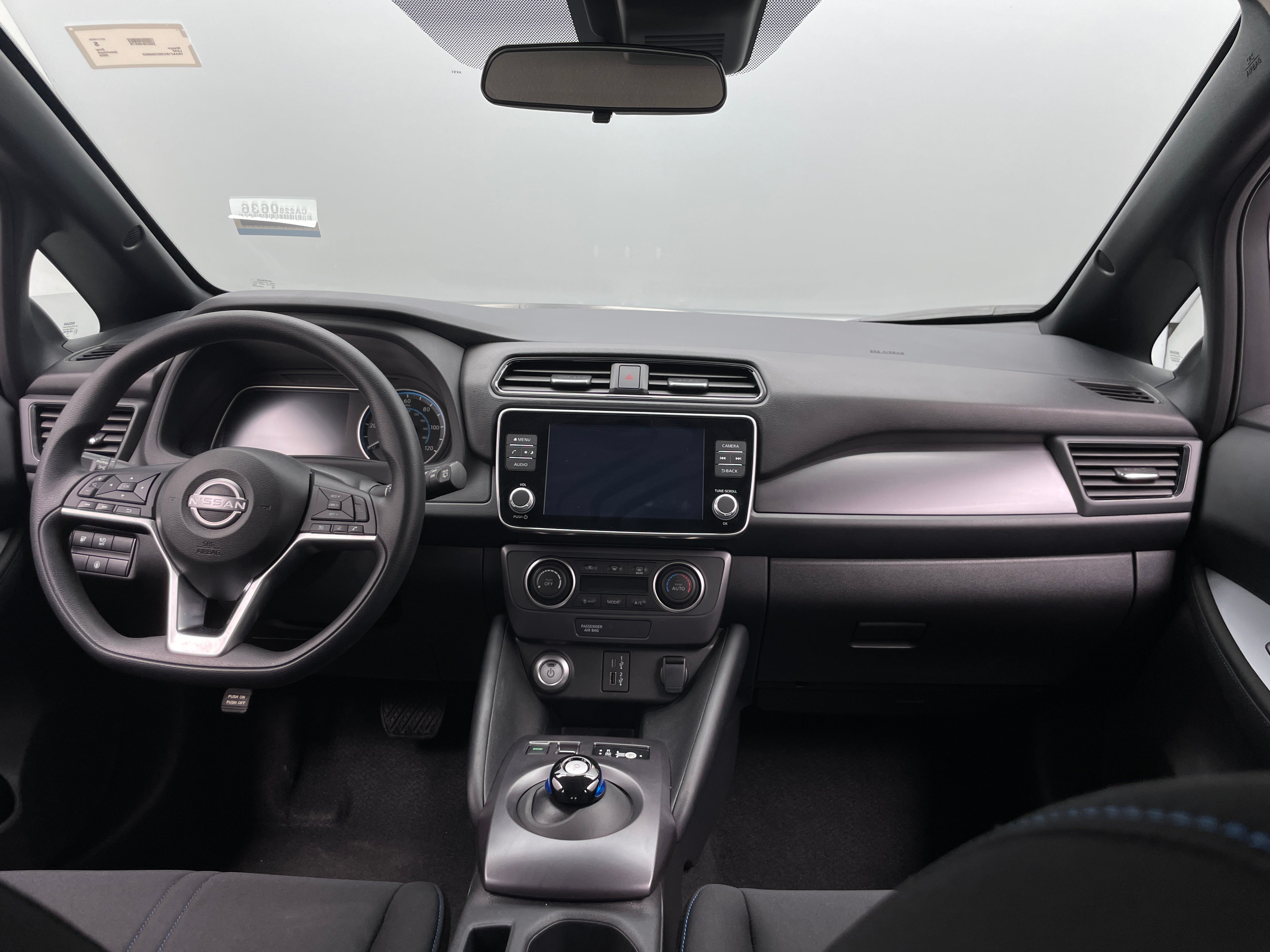 2025 Nissan Leaf S 3