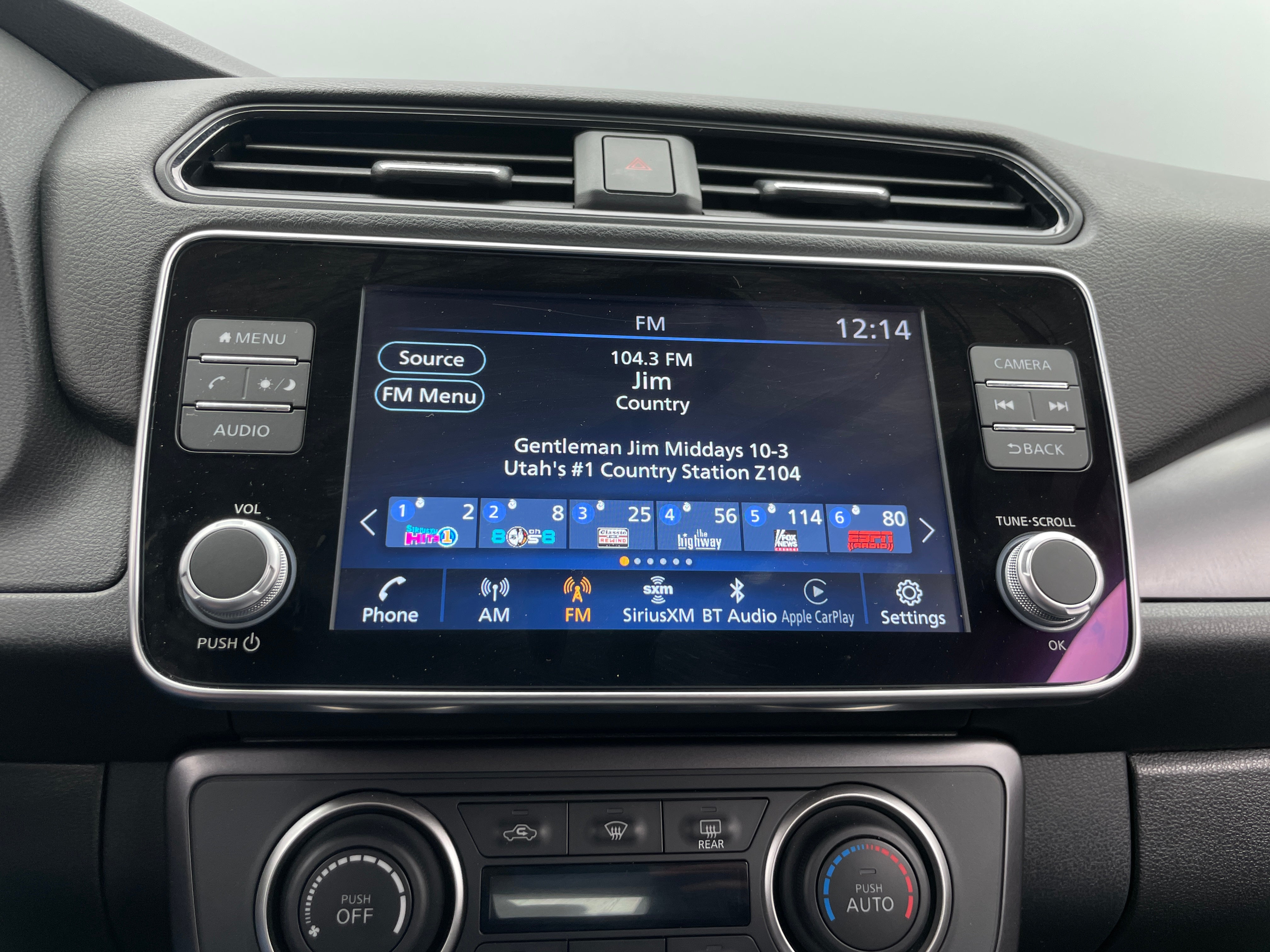 2025 Nissan Leaf S 4