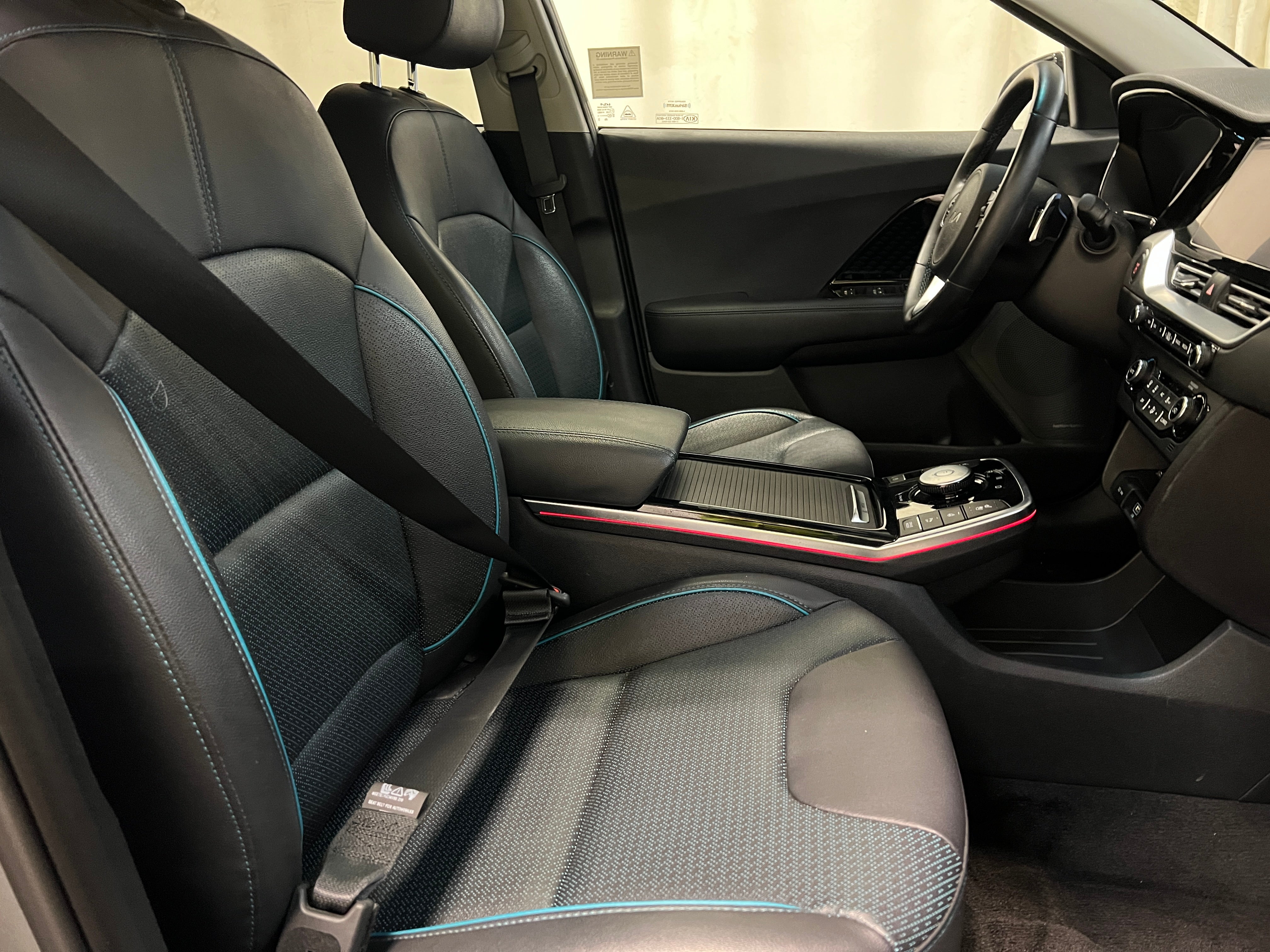 2022 Kia Niro EX Premium 2