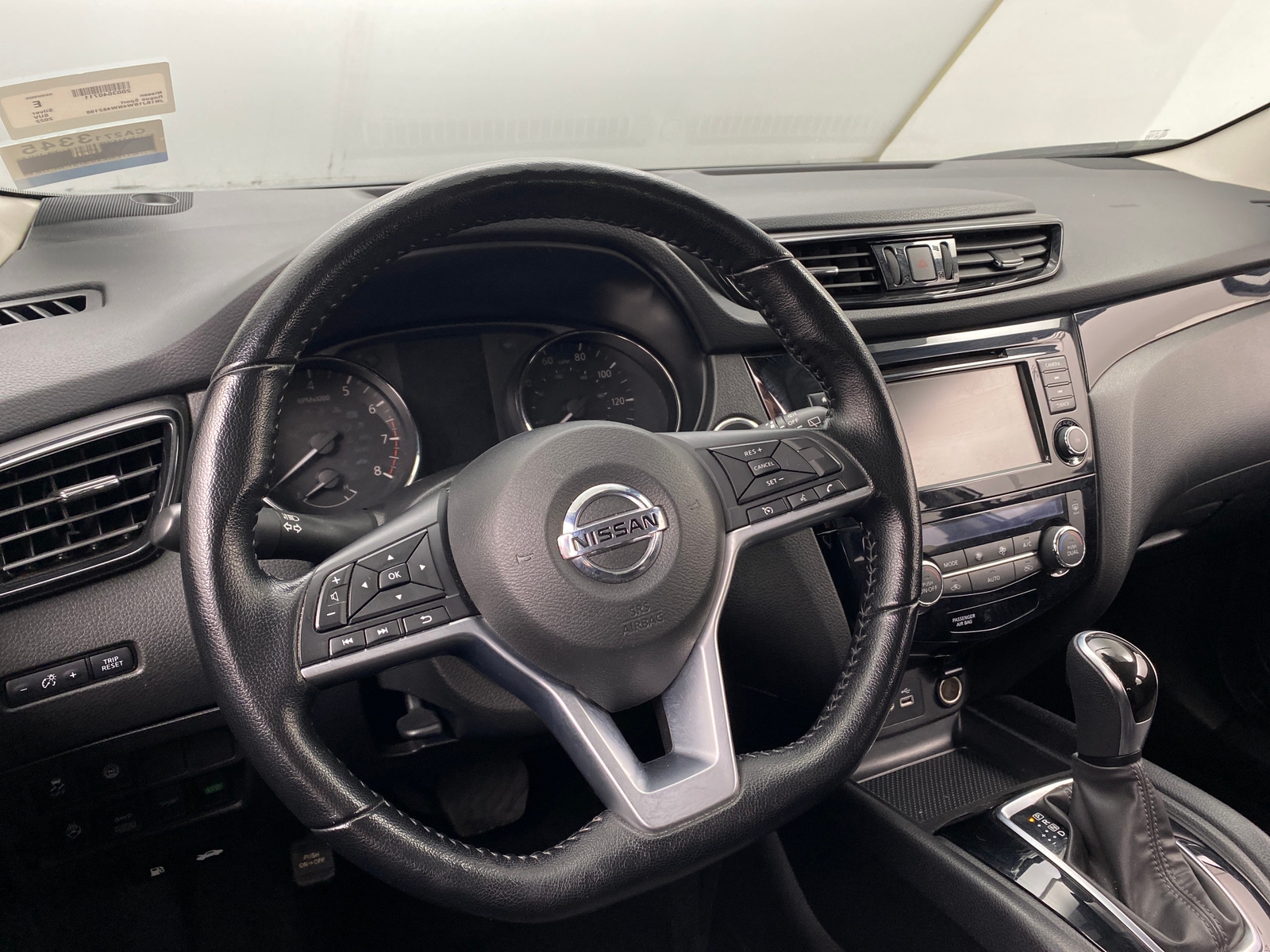 Thumbnail: 2022 Nissan Rogue Sport - 5