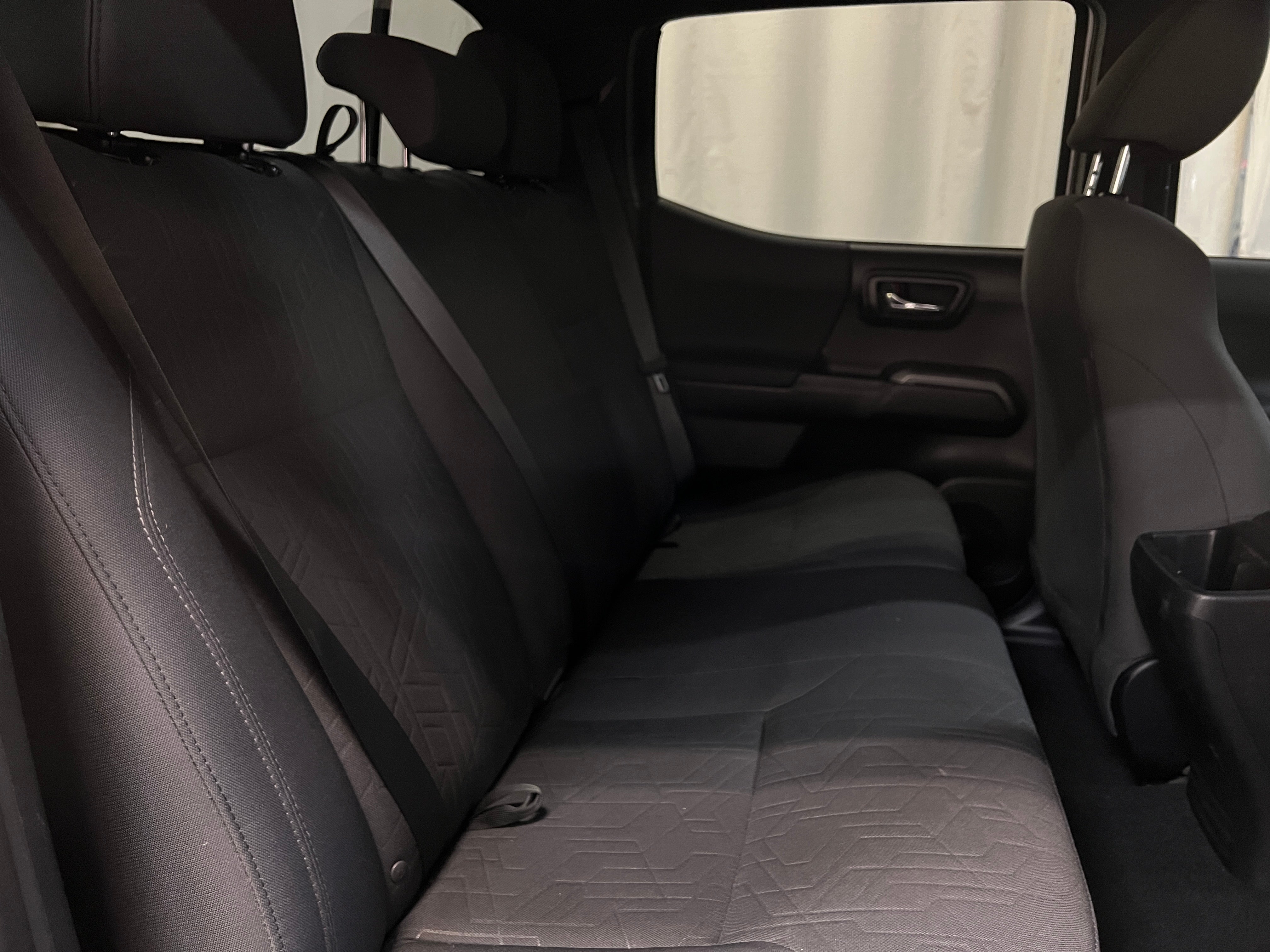 Thumbnail: 2017 Toyota Tacoma - 6