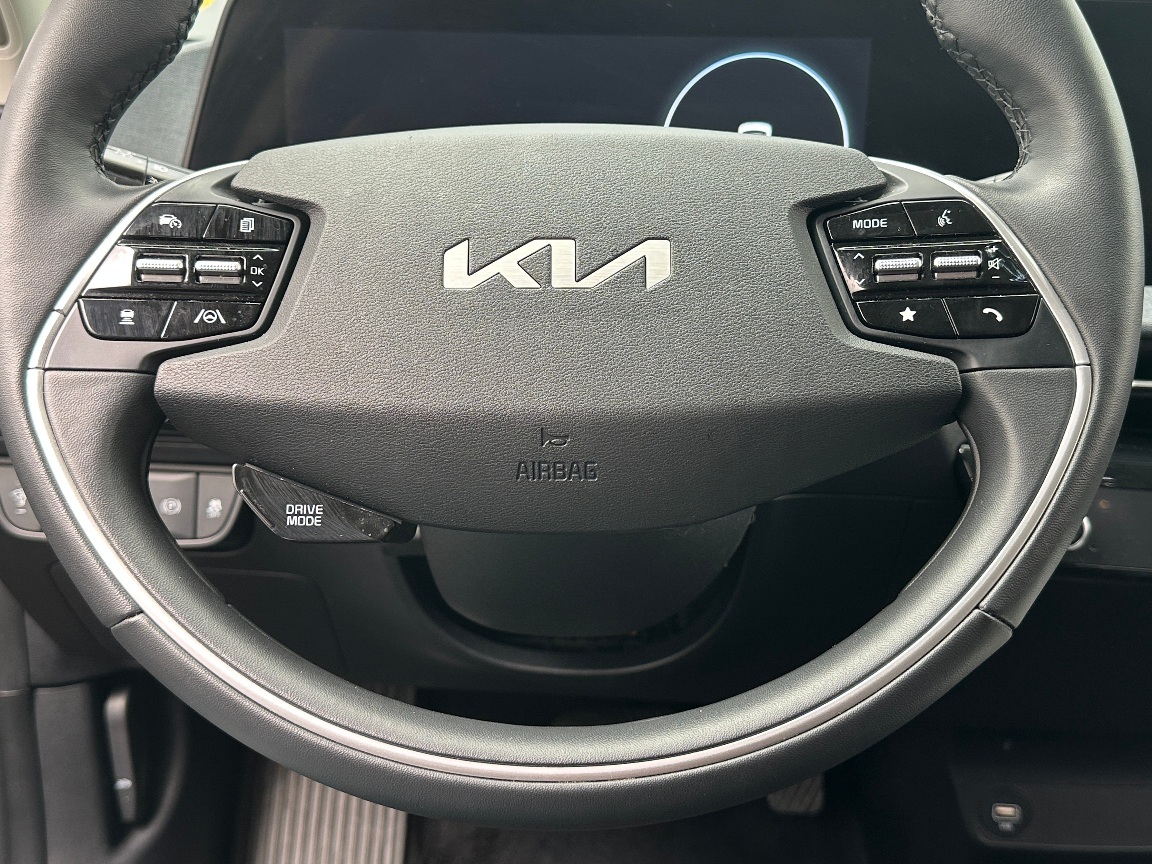 2022 Kia EV6 Wind 4