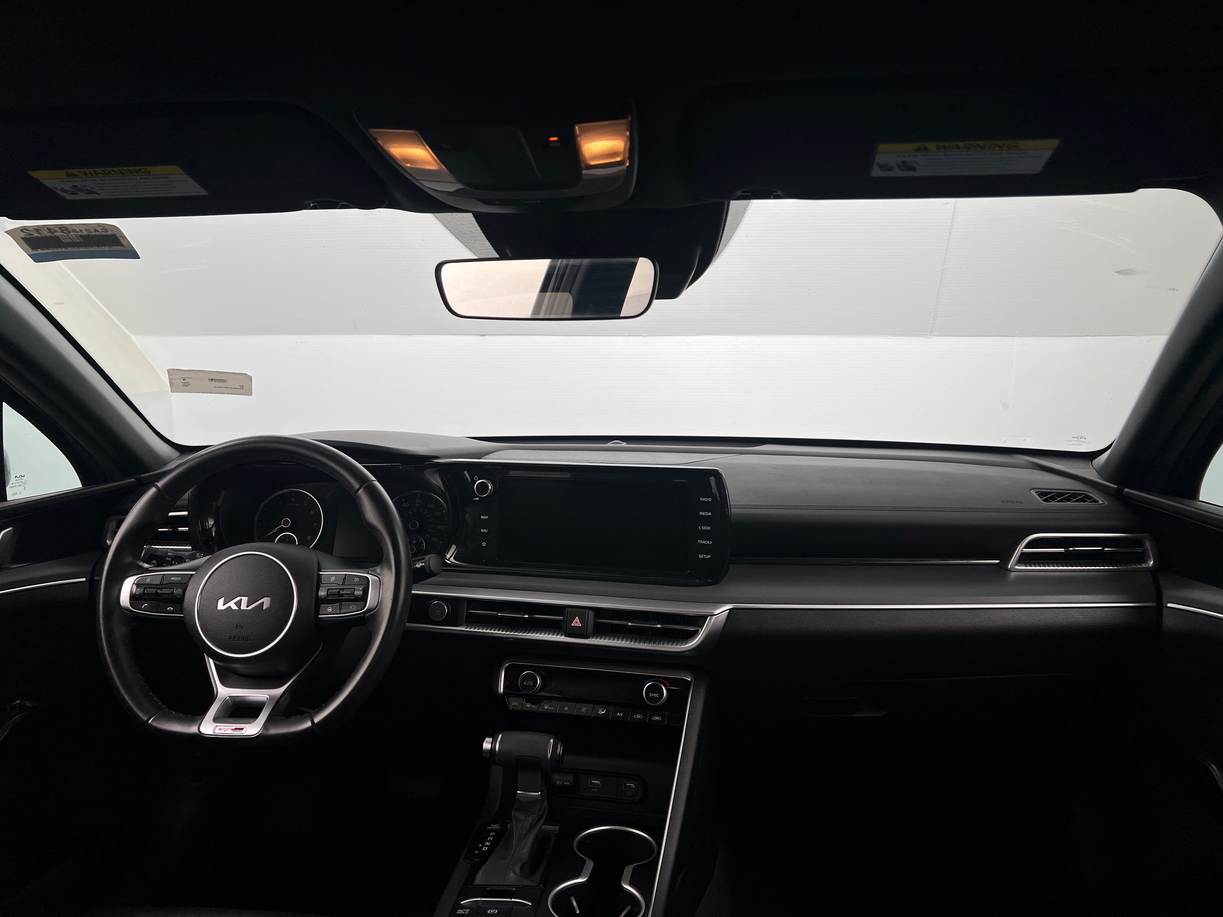 2022 Kia K5 GT-Line 2