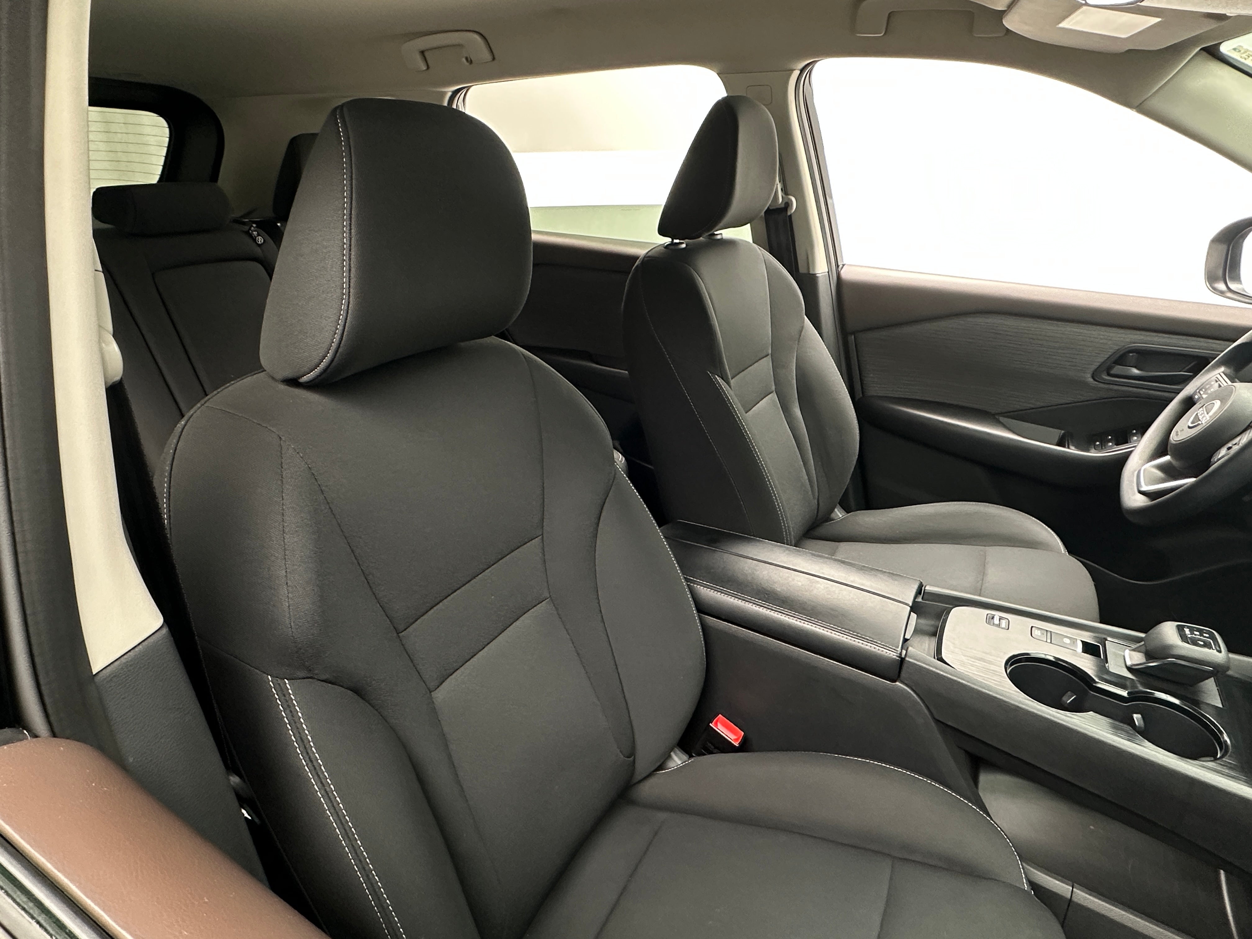 2023 Nissan Rogue S 2