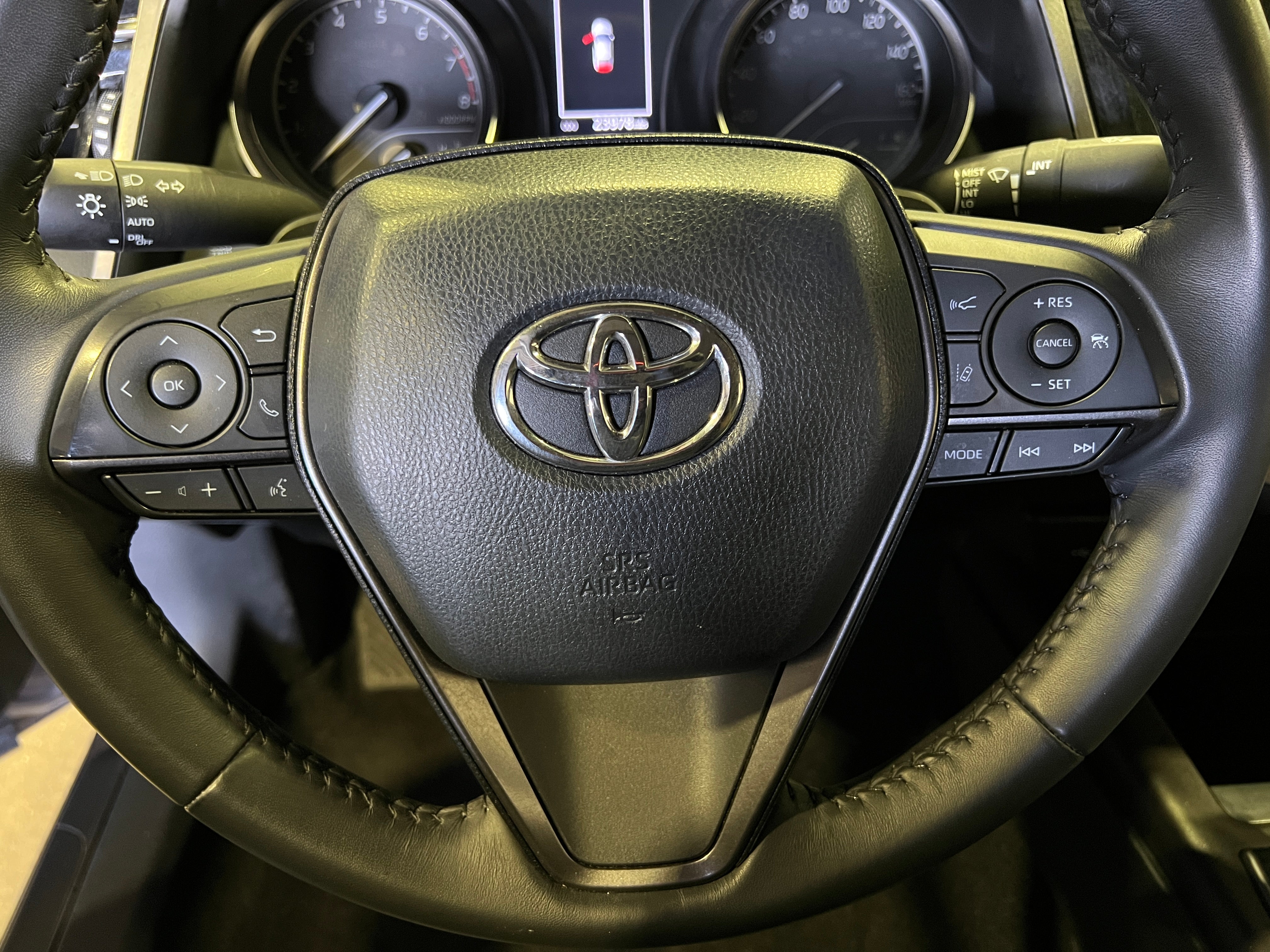 2024 Toyota Camry SE 4