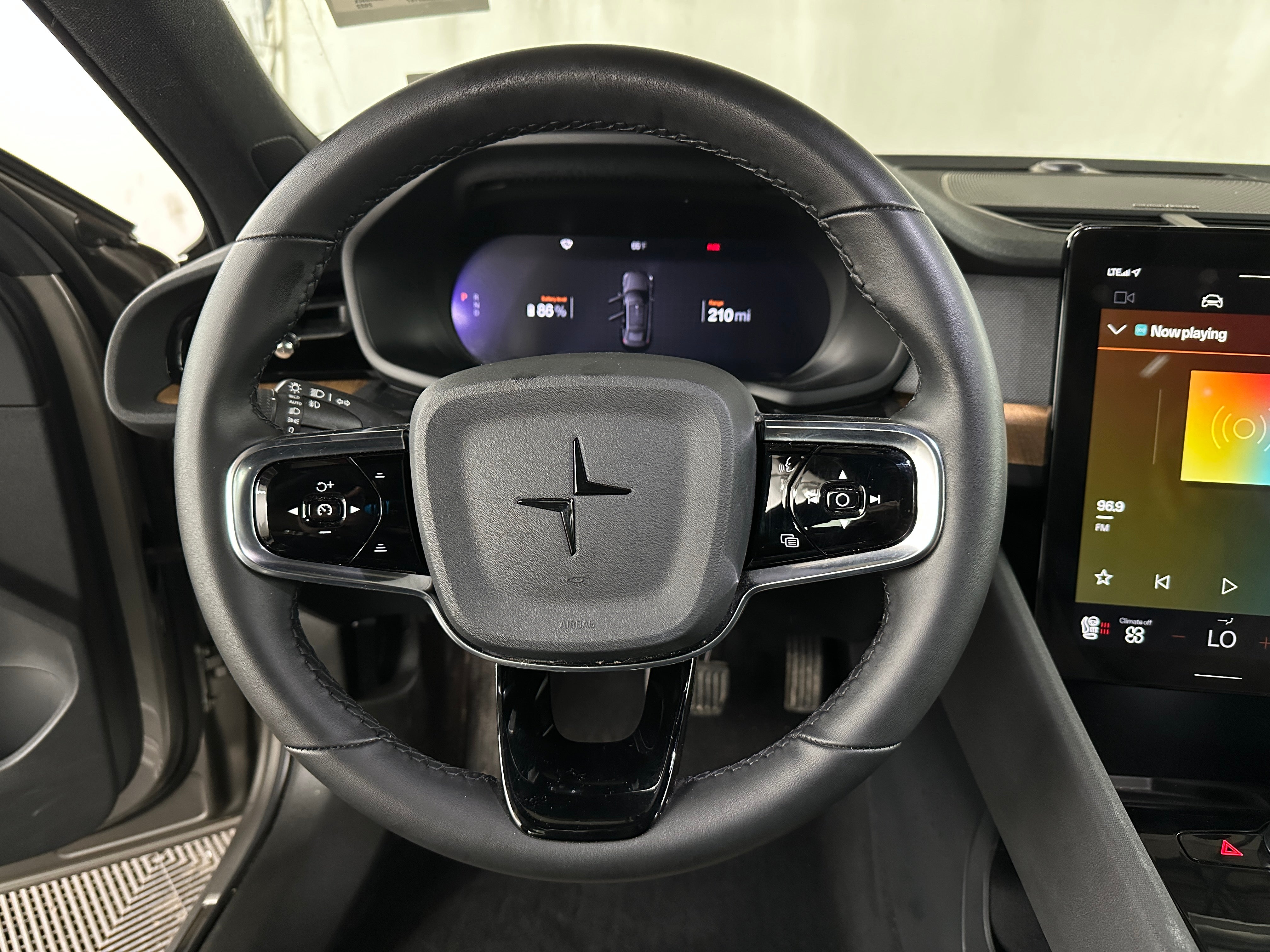 2022 Polestar 2 Long Range Dual Motor 5