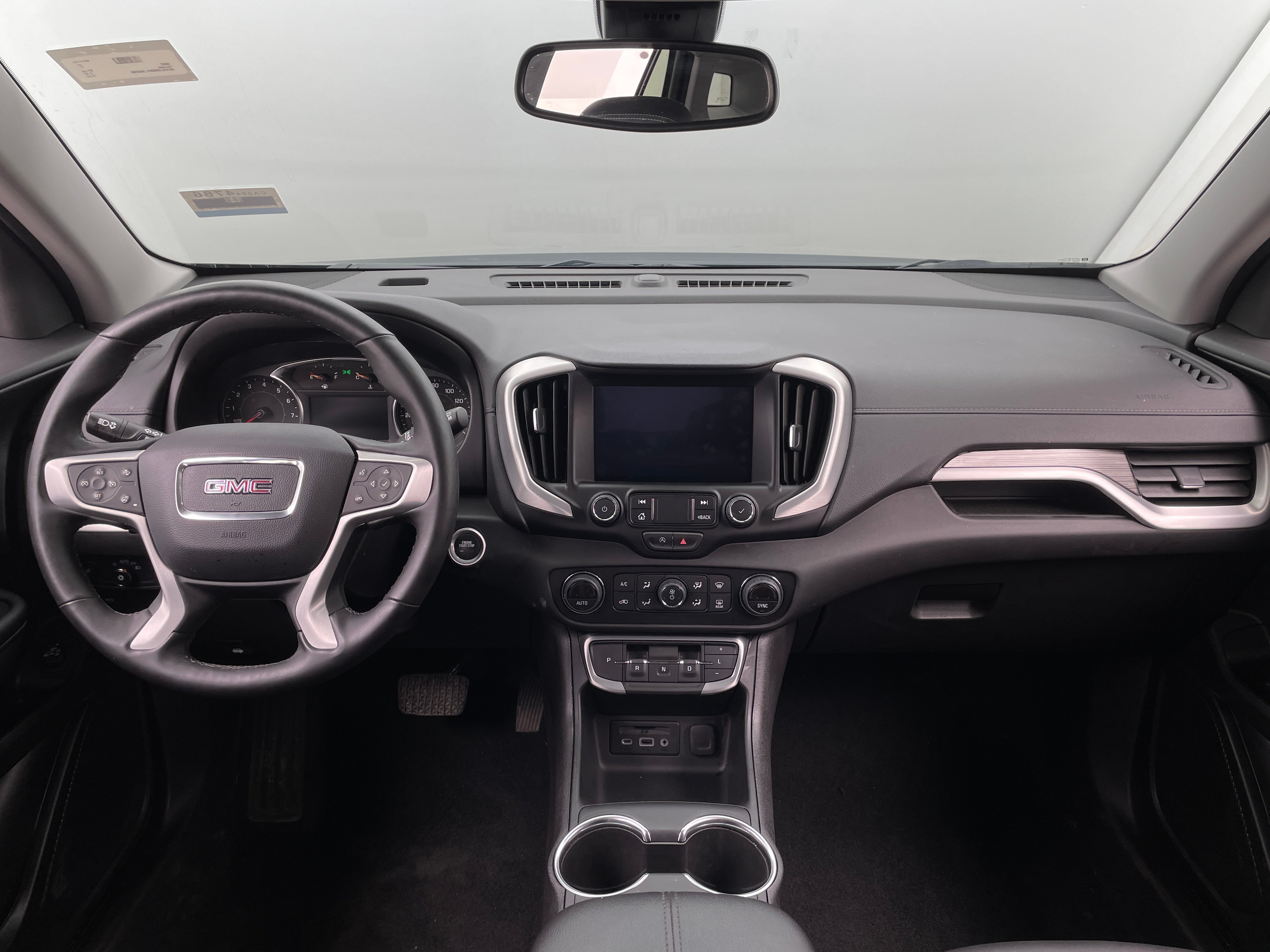 2024 GMC Terrain SLT 2