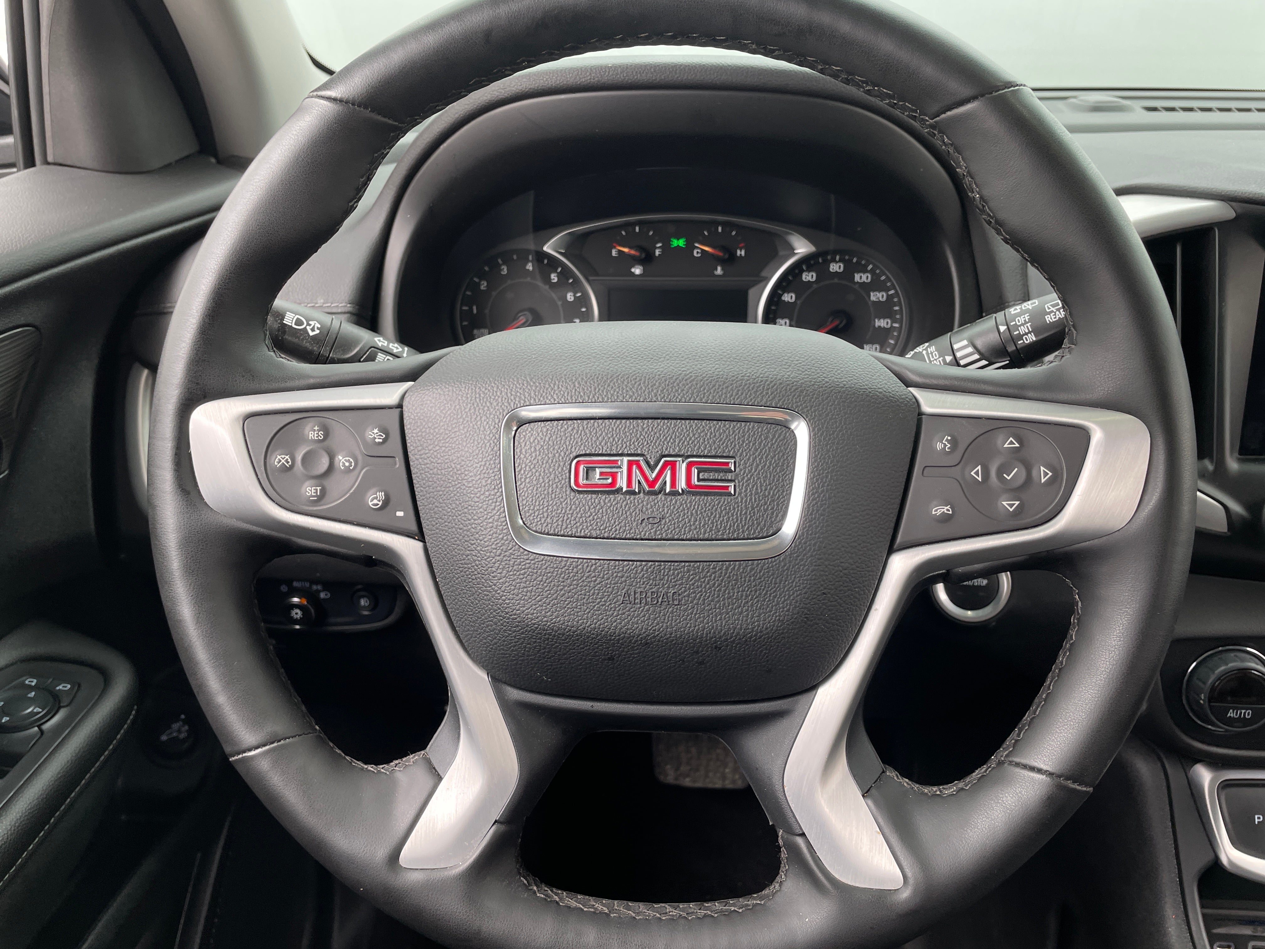 2024 GMC Terrain SLT 4
