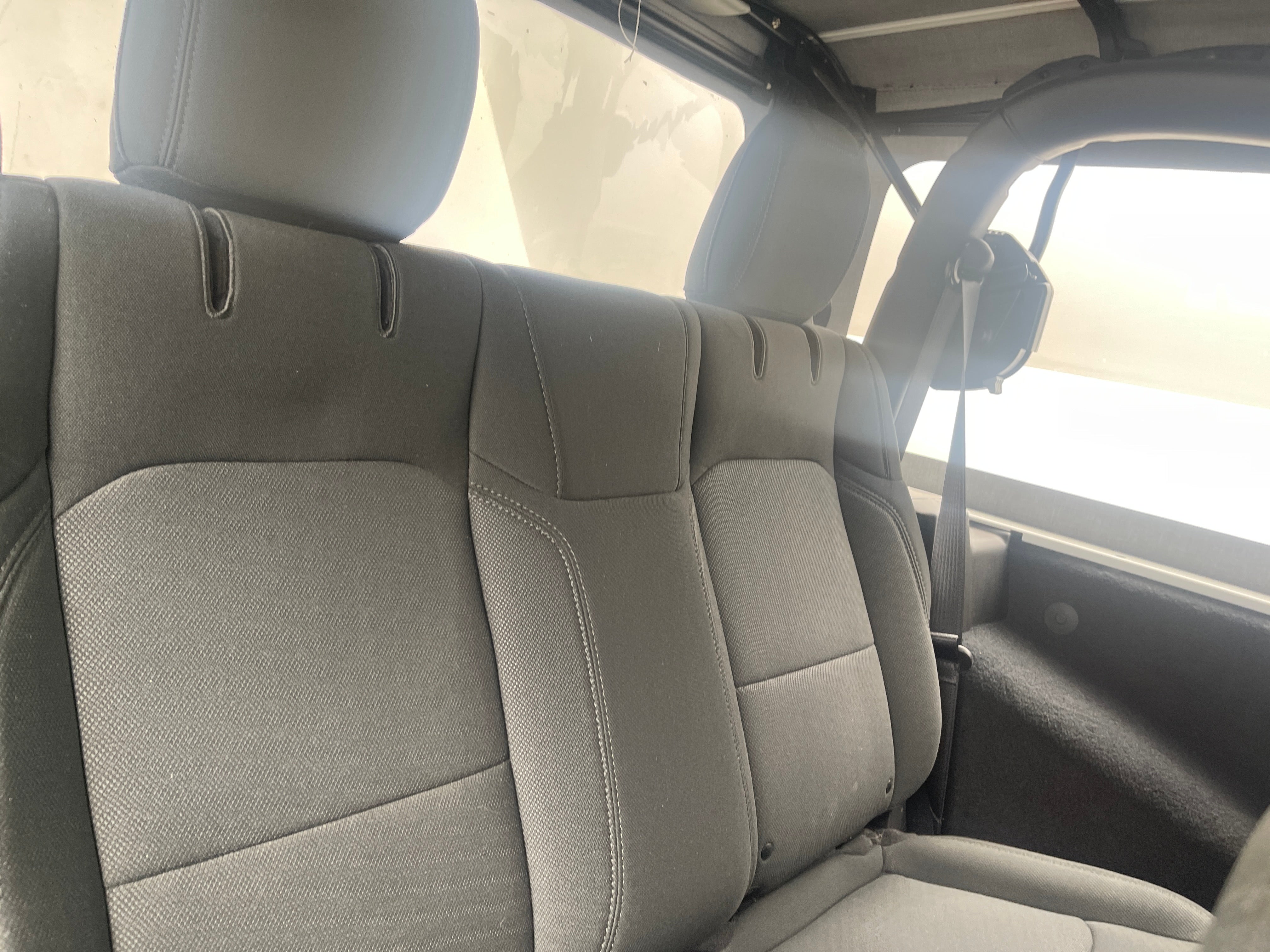 2022 Jeep Wrangler Sport 6