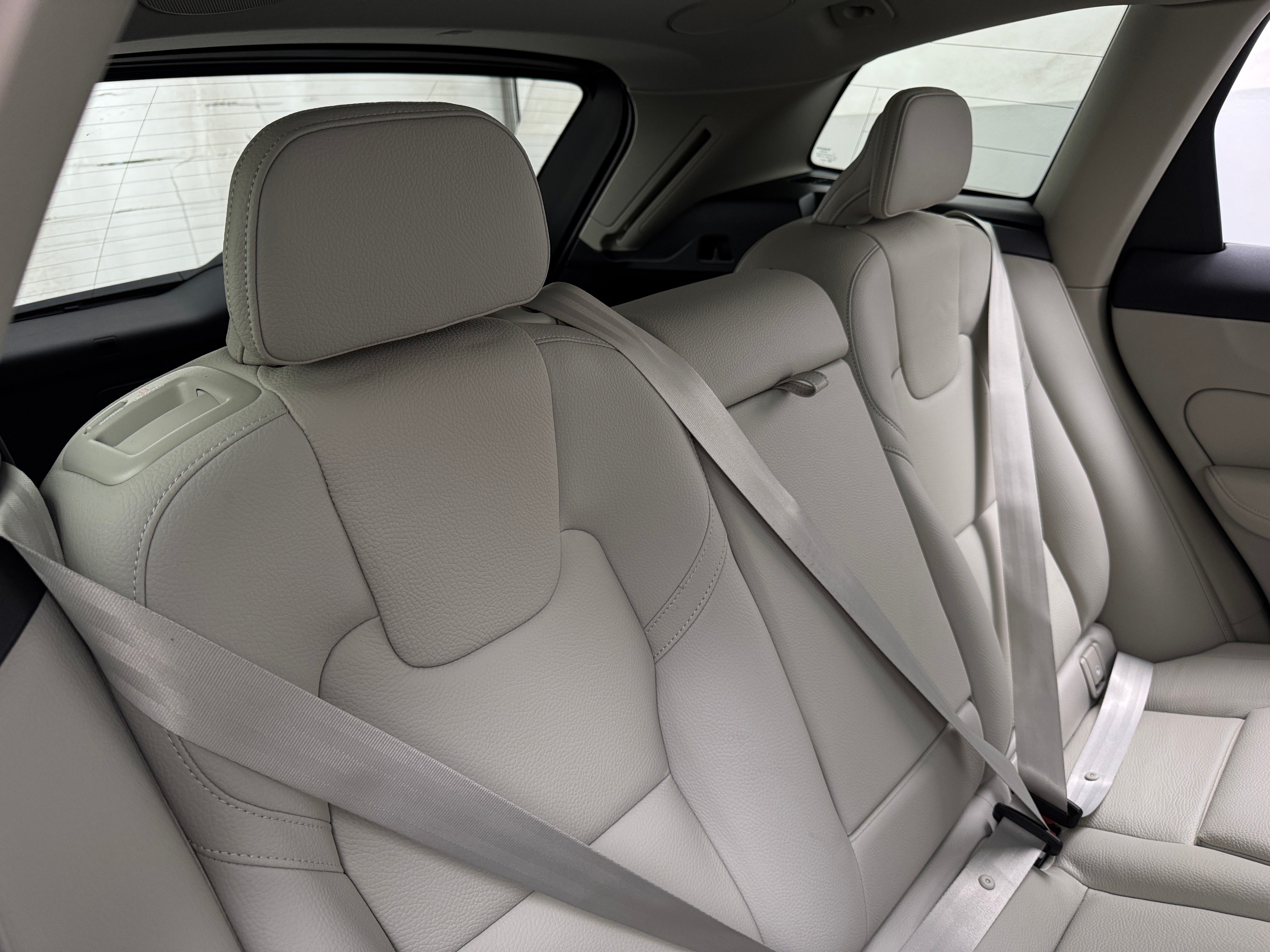 2023 Volvo XC60 B5 Plus 5