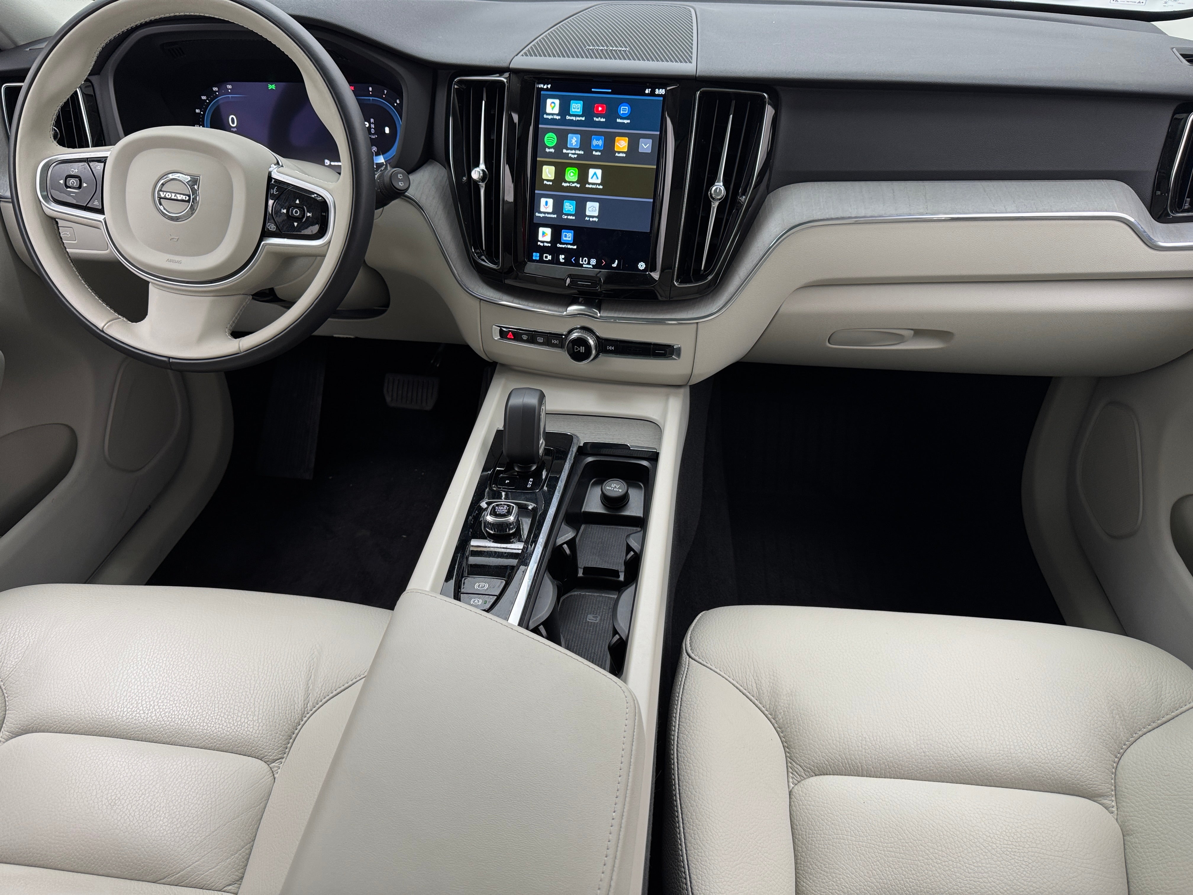 2023 Volvo XC60 B5 Plus 2