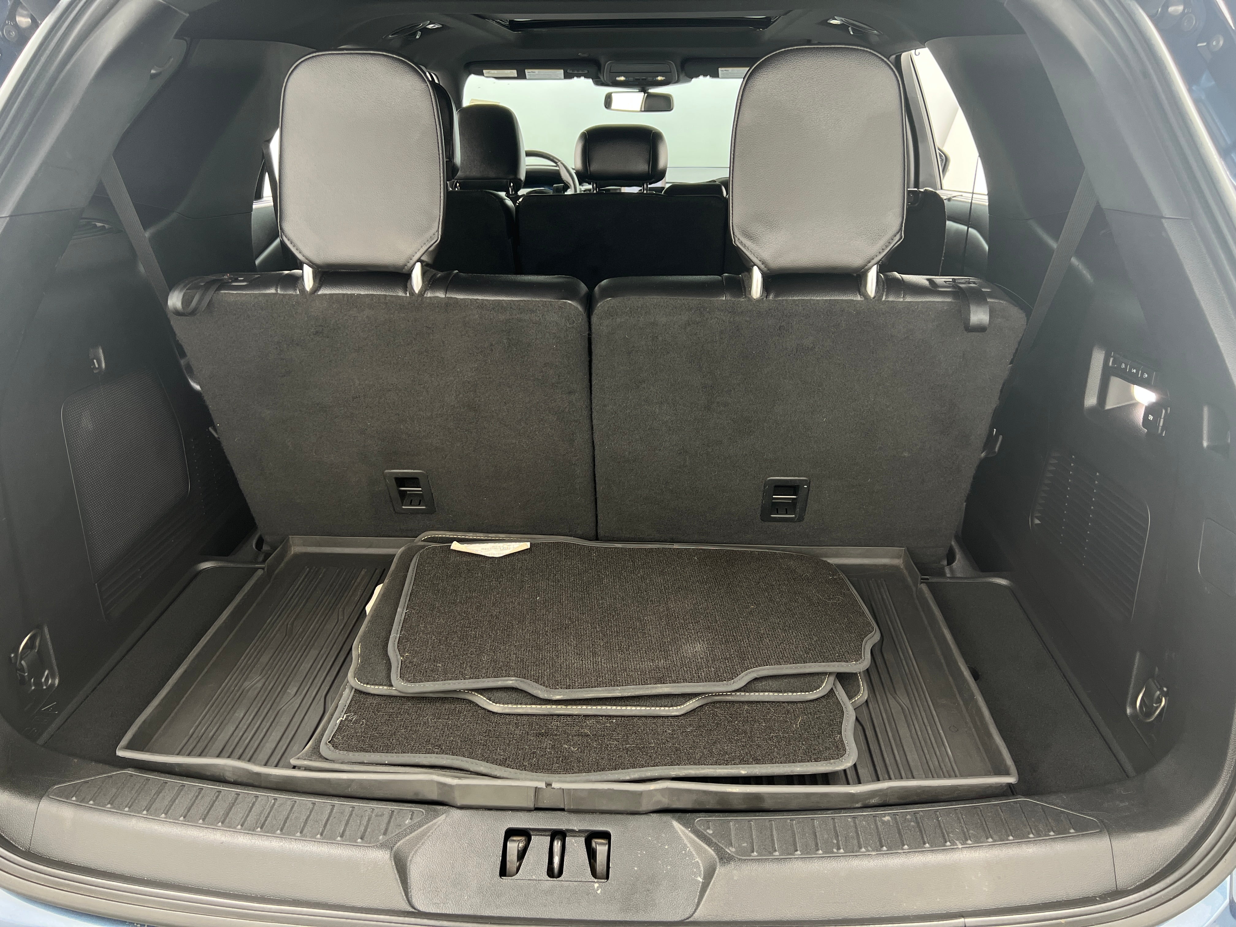 2020 Ford Explorer ST 6