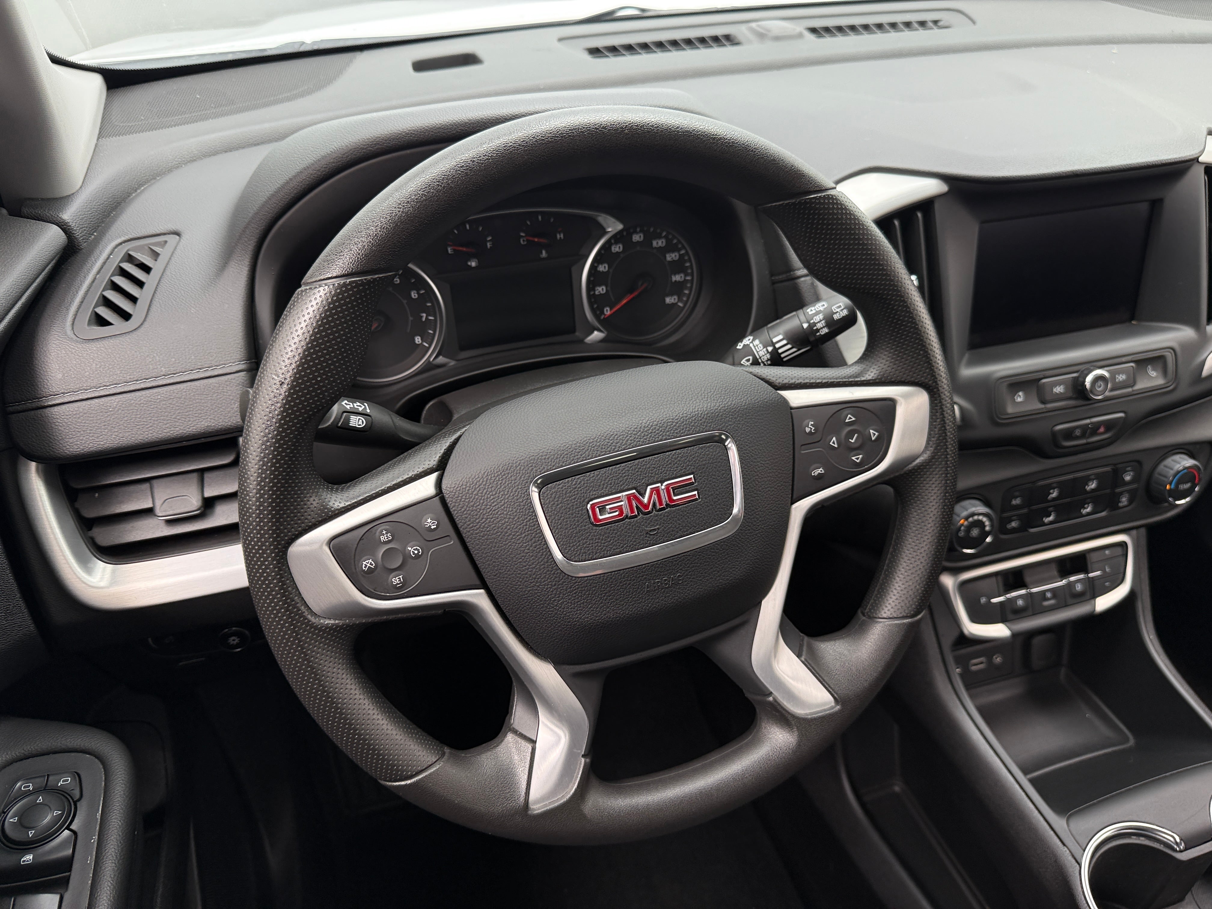 2024 GMC Terrain SLE 5