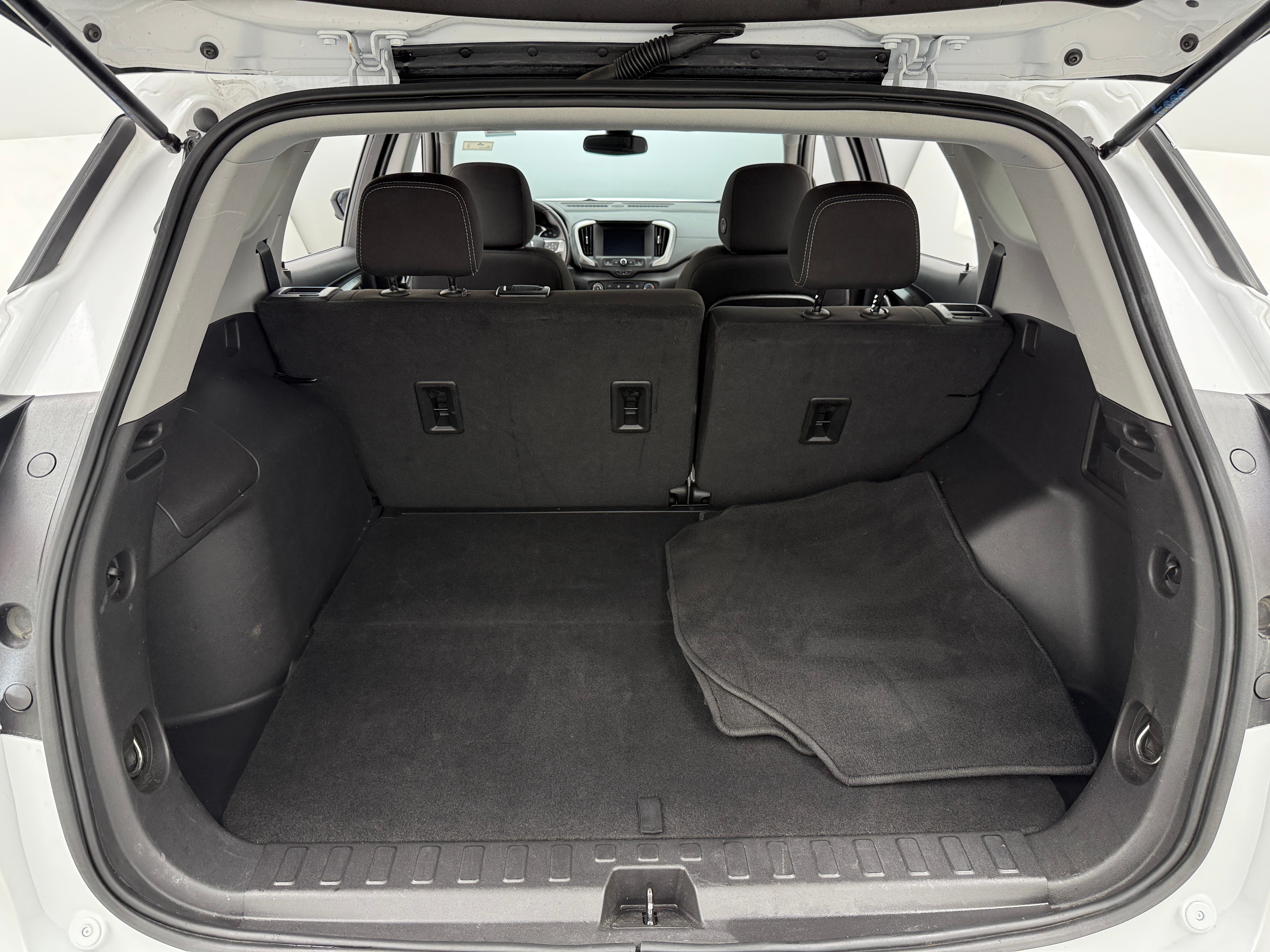 2024 GMC Terrain SLE 7