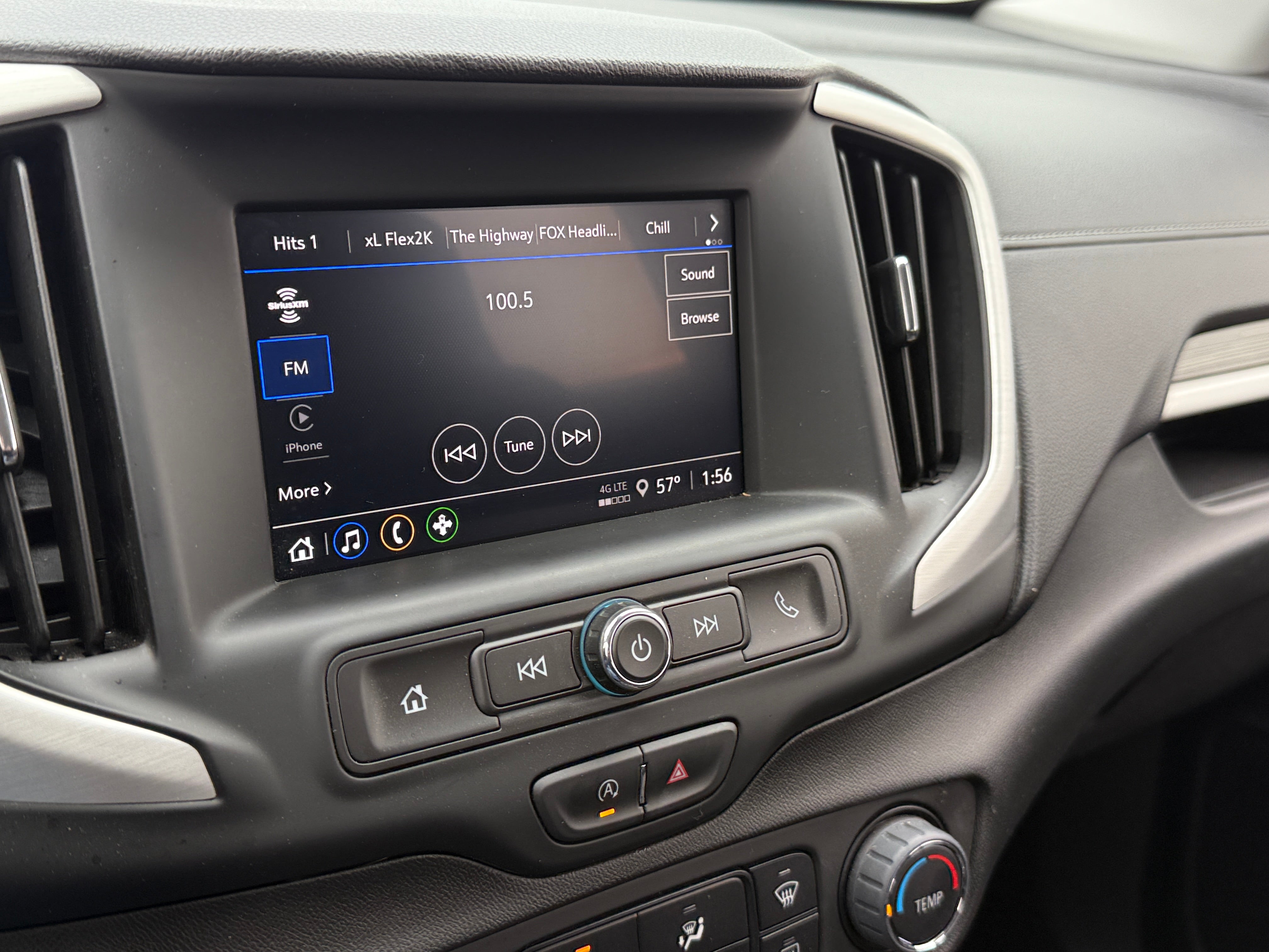 2024 GMC Terrain SLE 4