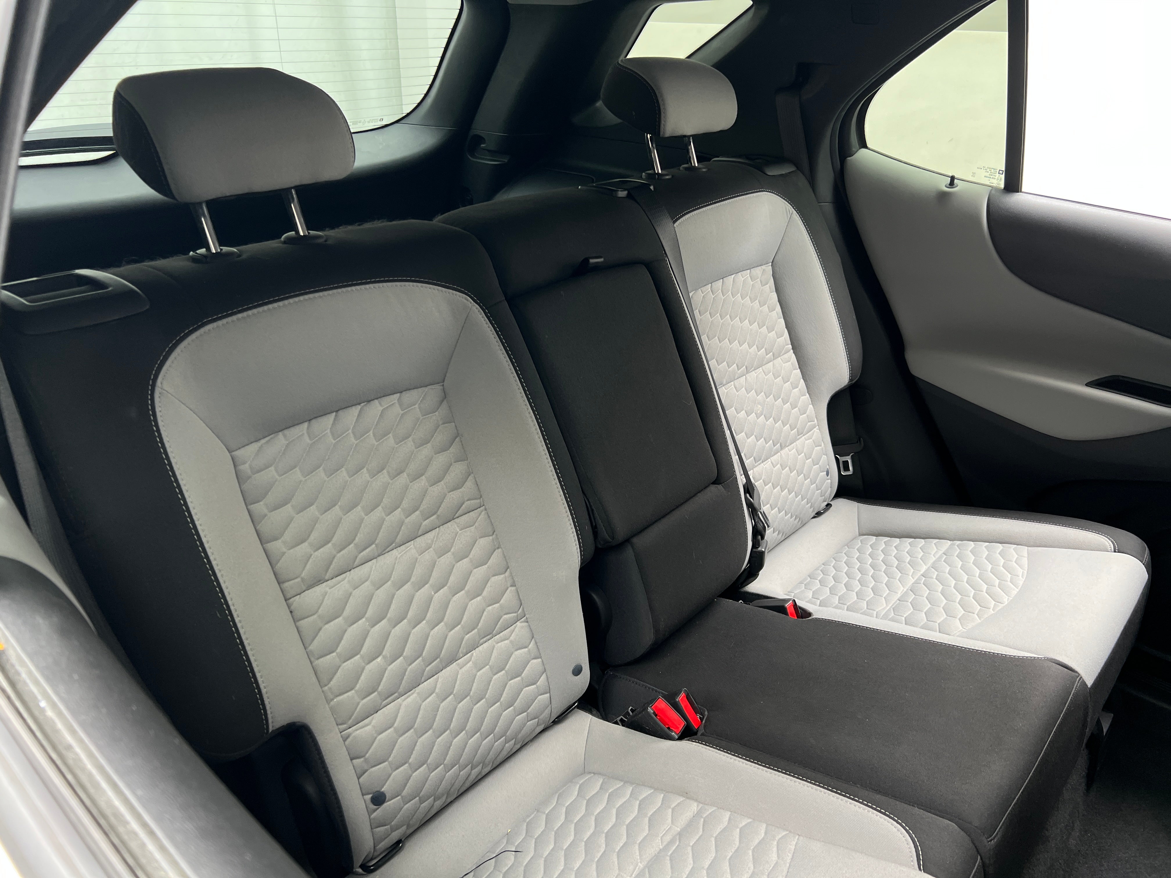 2020 Chevrolet Equinox LS 6
