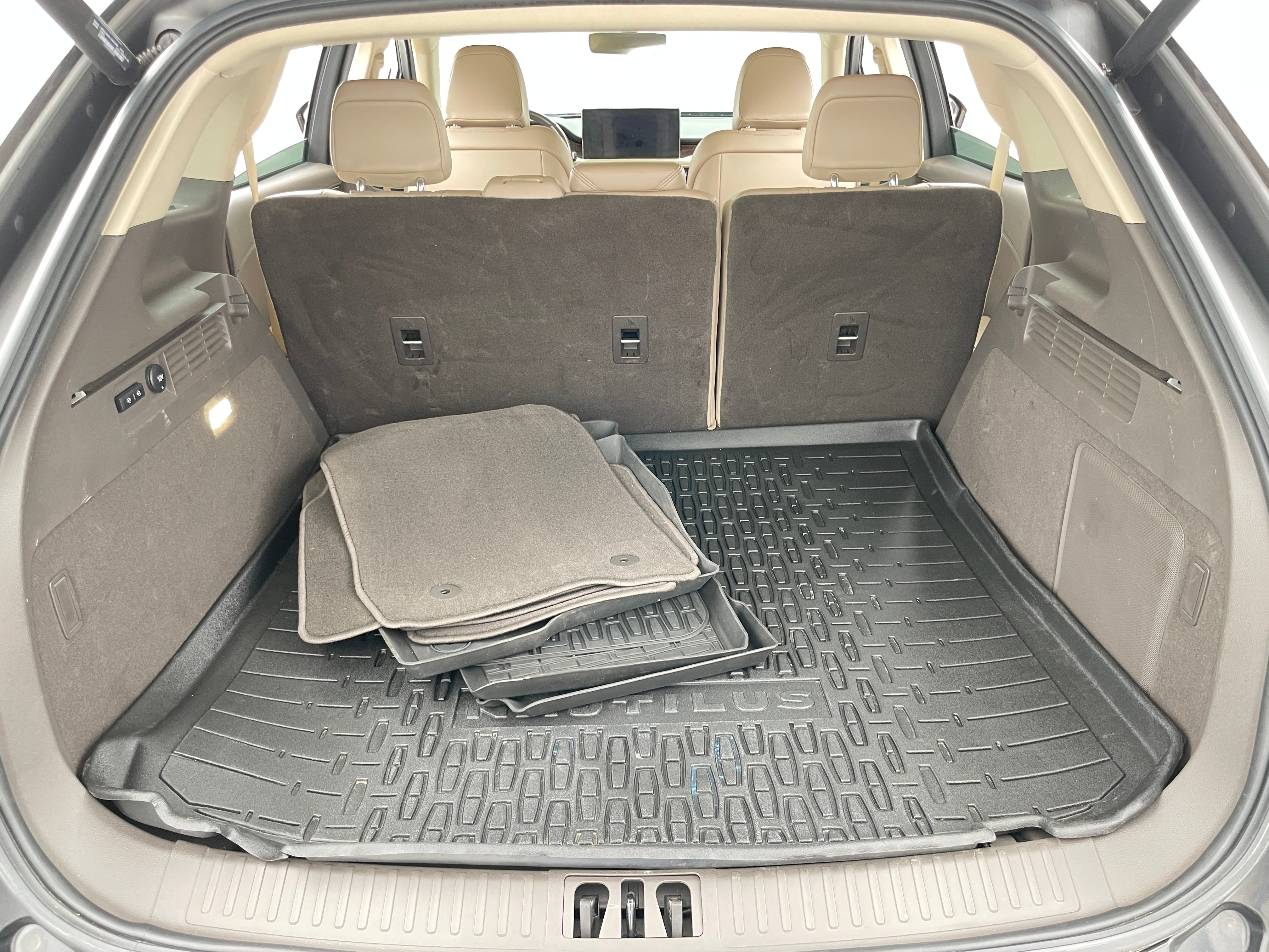 2022 Lincoln Nautilus Reserve 6