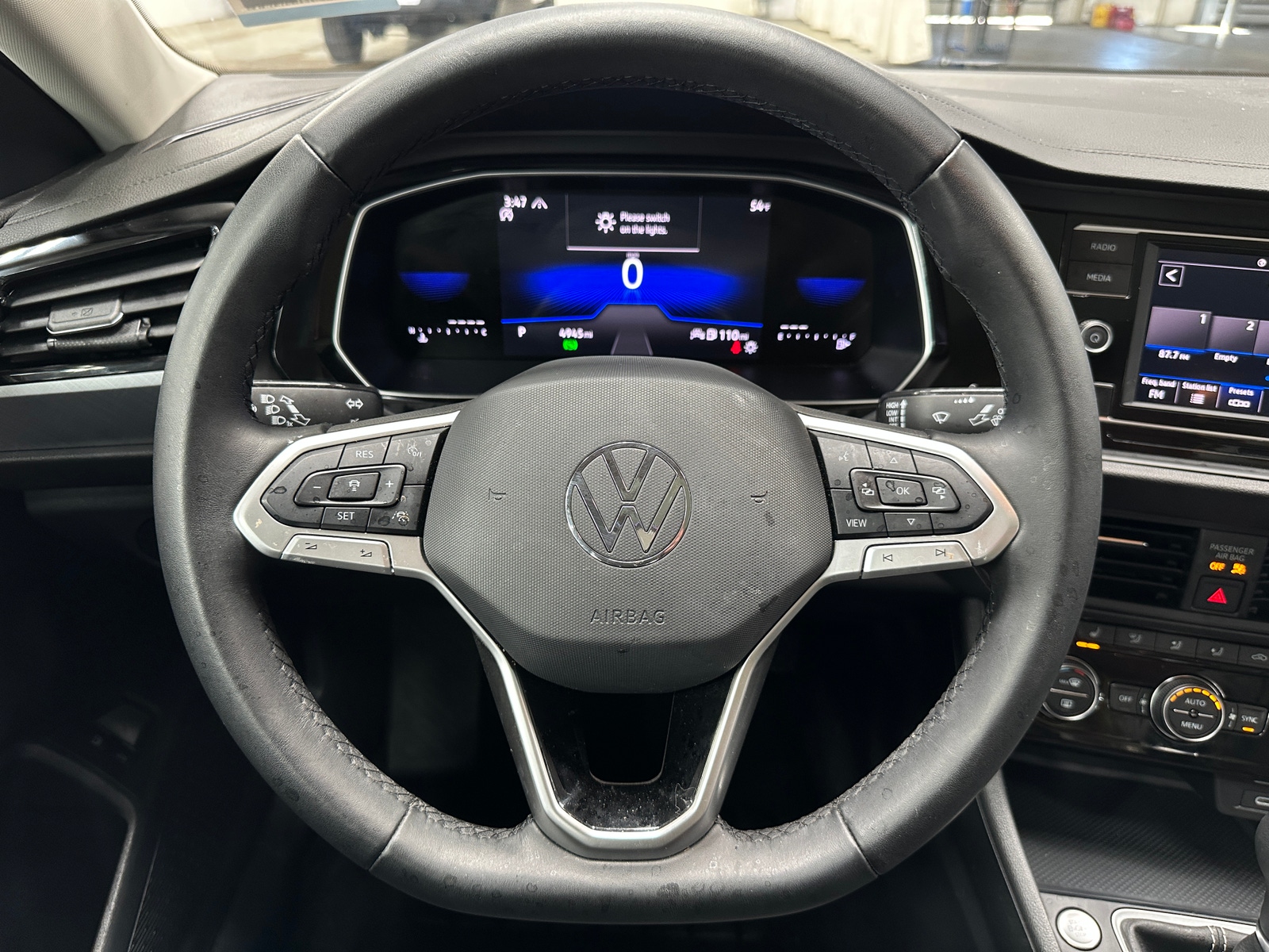 Thumbnail: 2024 Volkswagen Jetta - 4