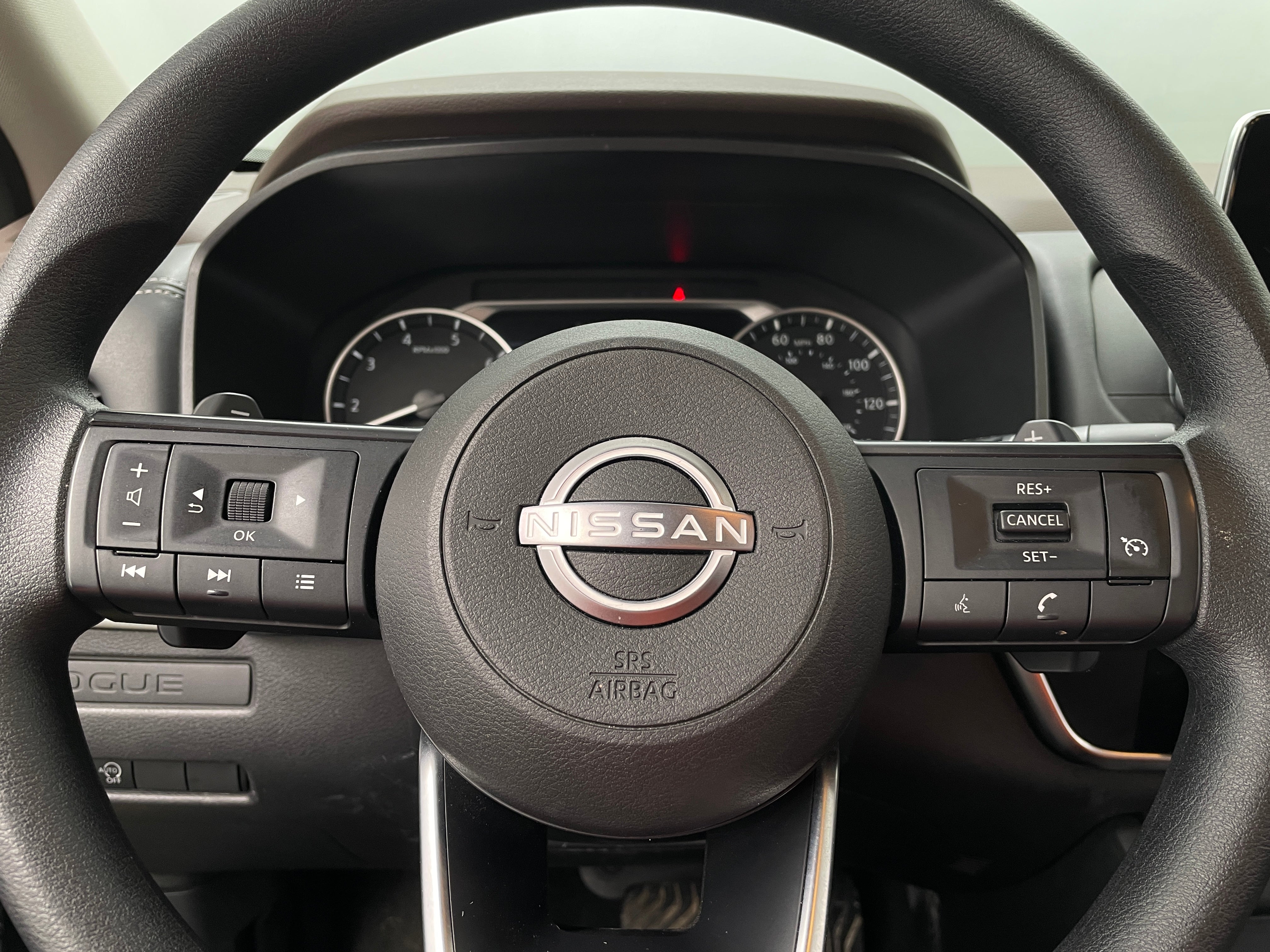 2023 Nissan Rogue S 5