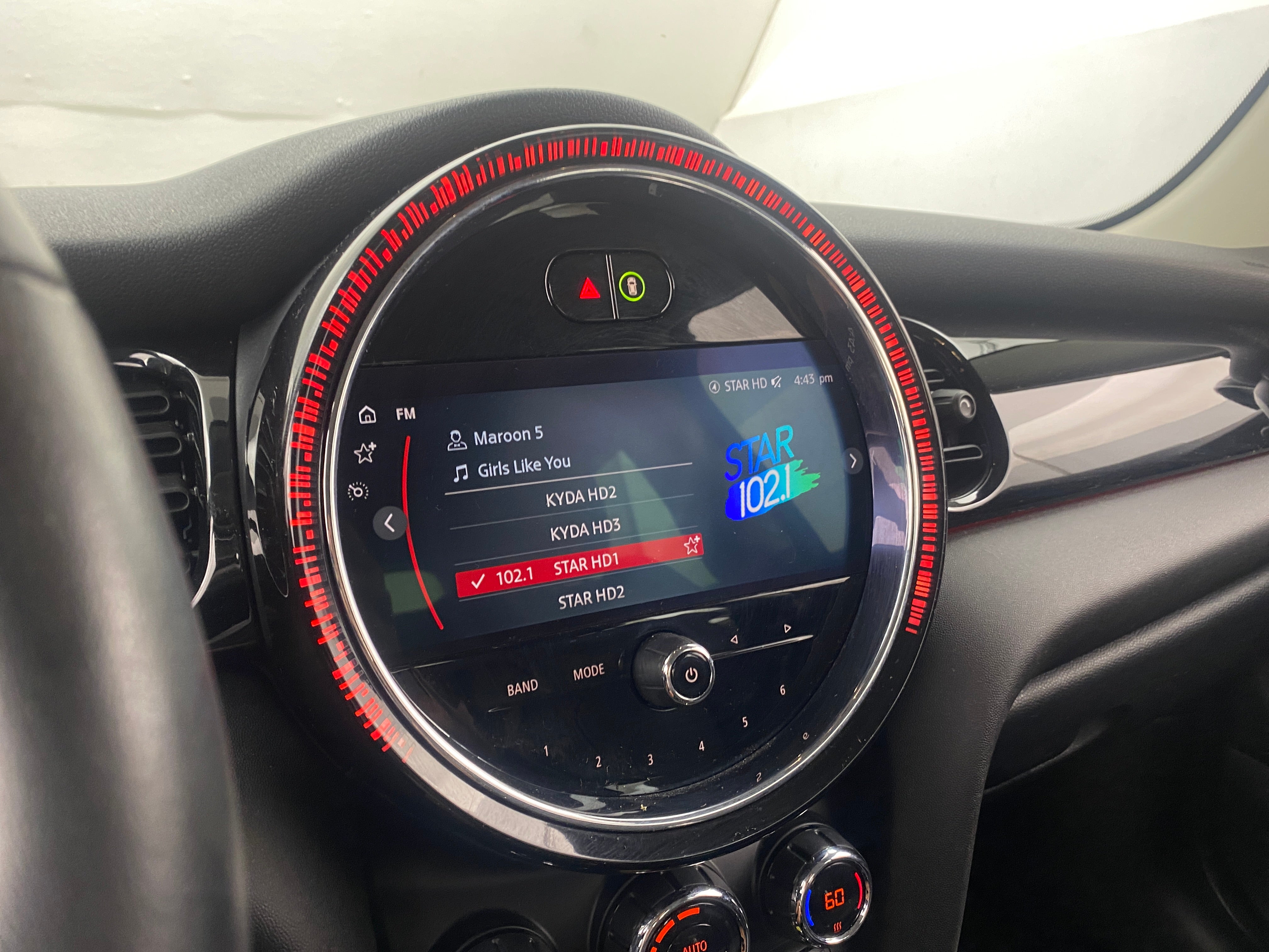 2022 MINI Cooper Hardtop SE 3