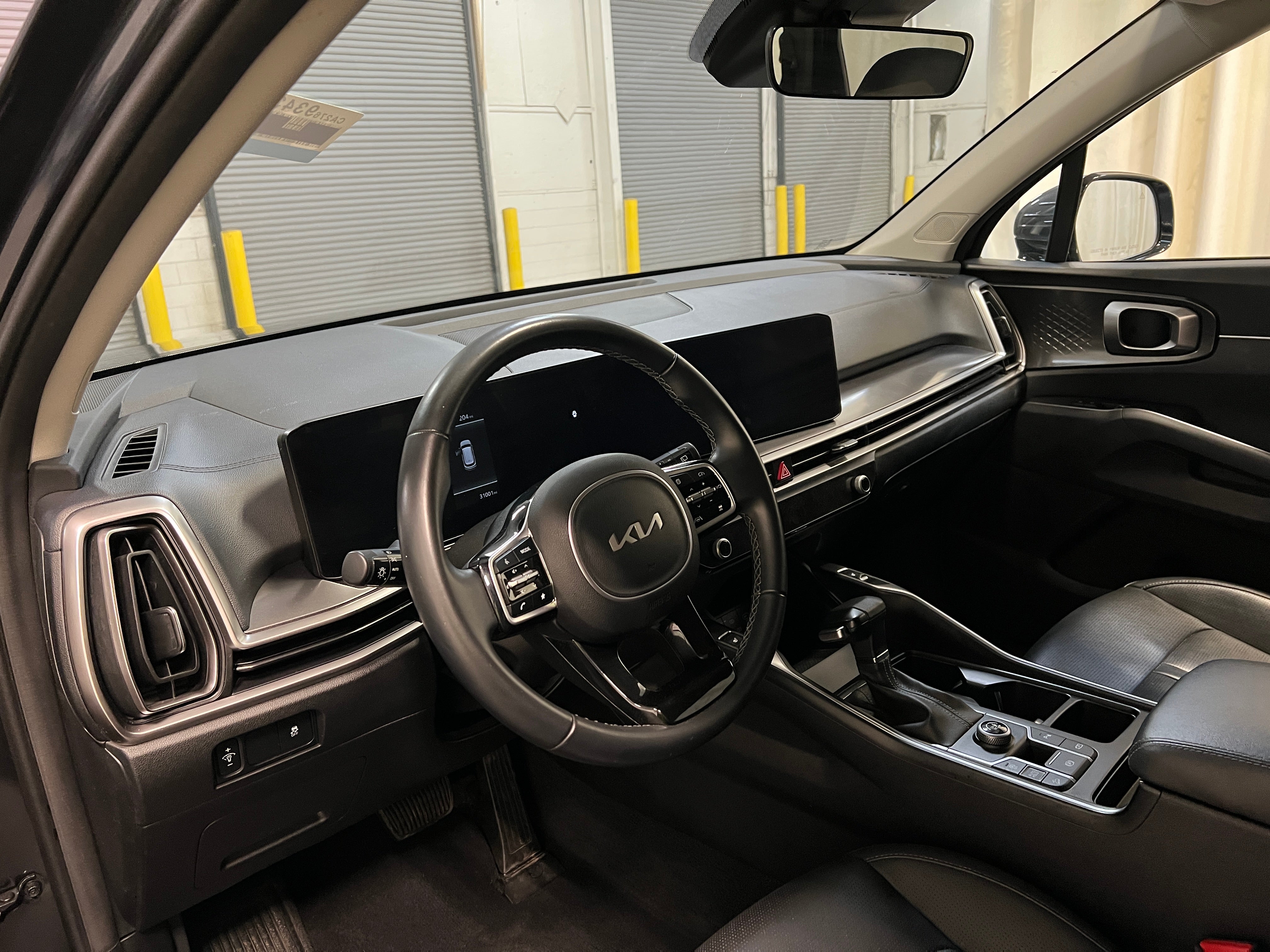 2024 Kia Sorento S 2