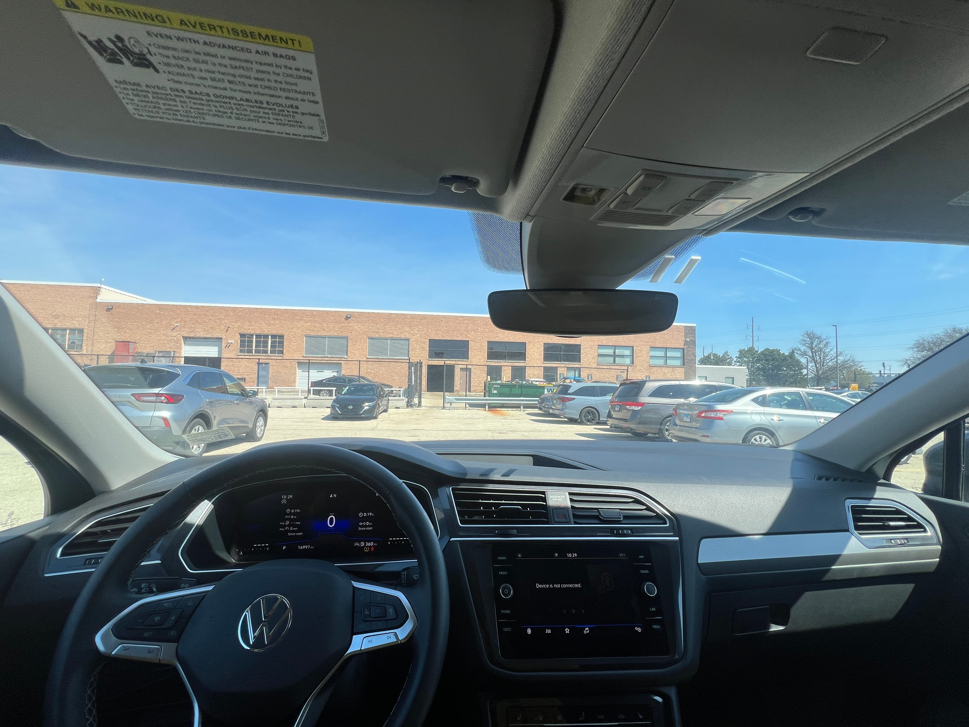 2024 Volkswagen Tiguan SE 2