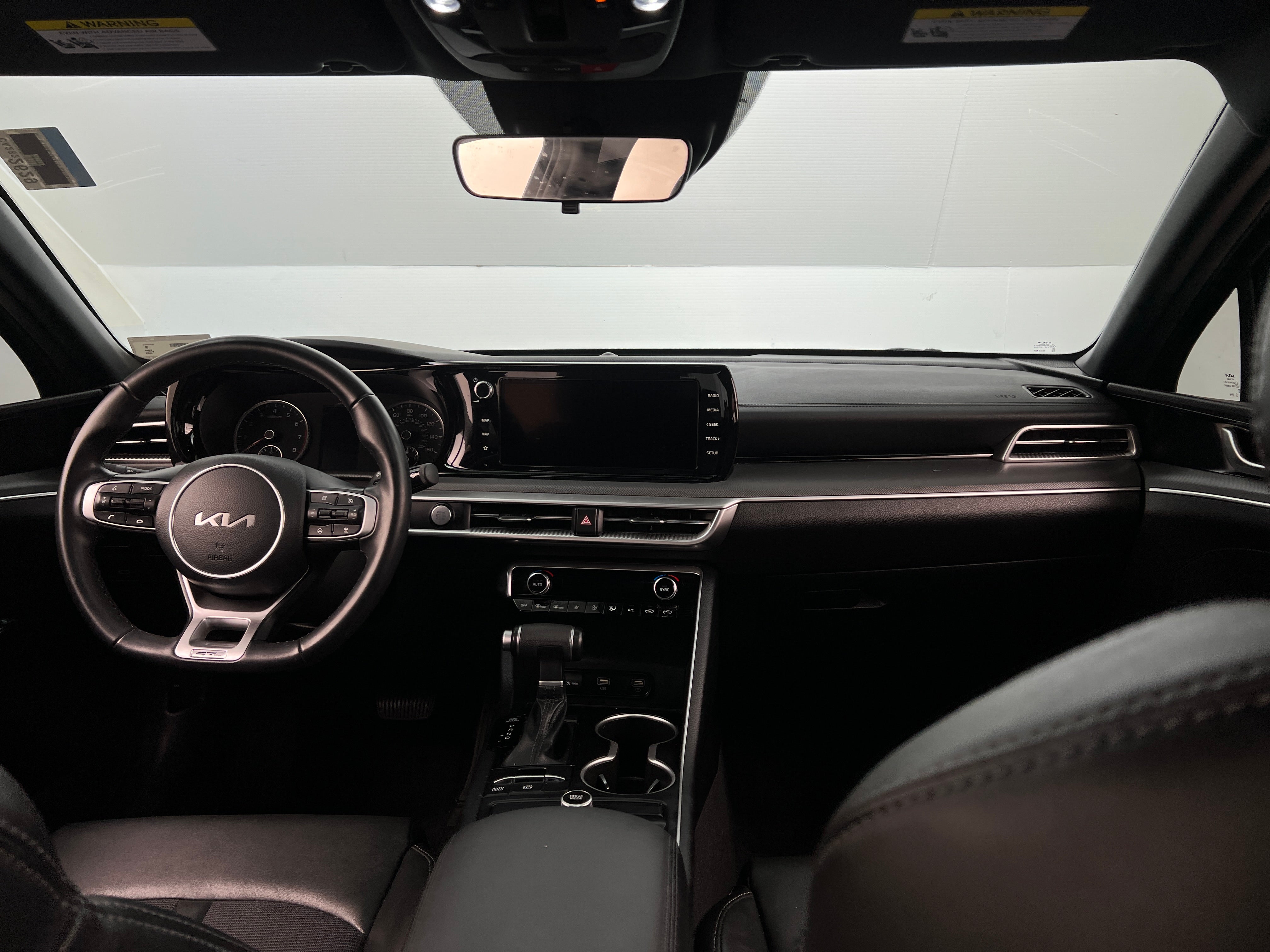 2023 Kia K5 GT-Line 2