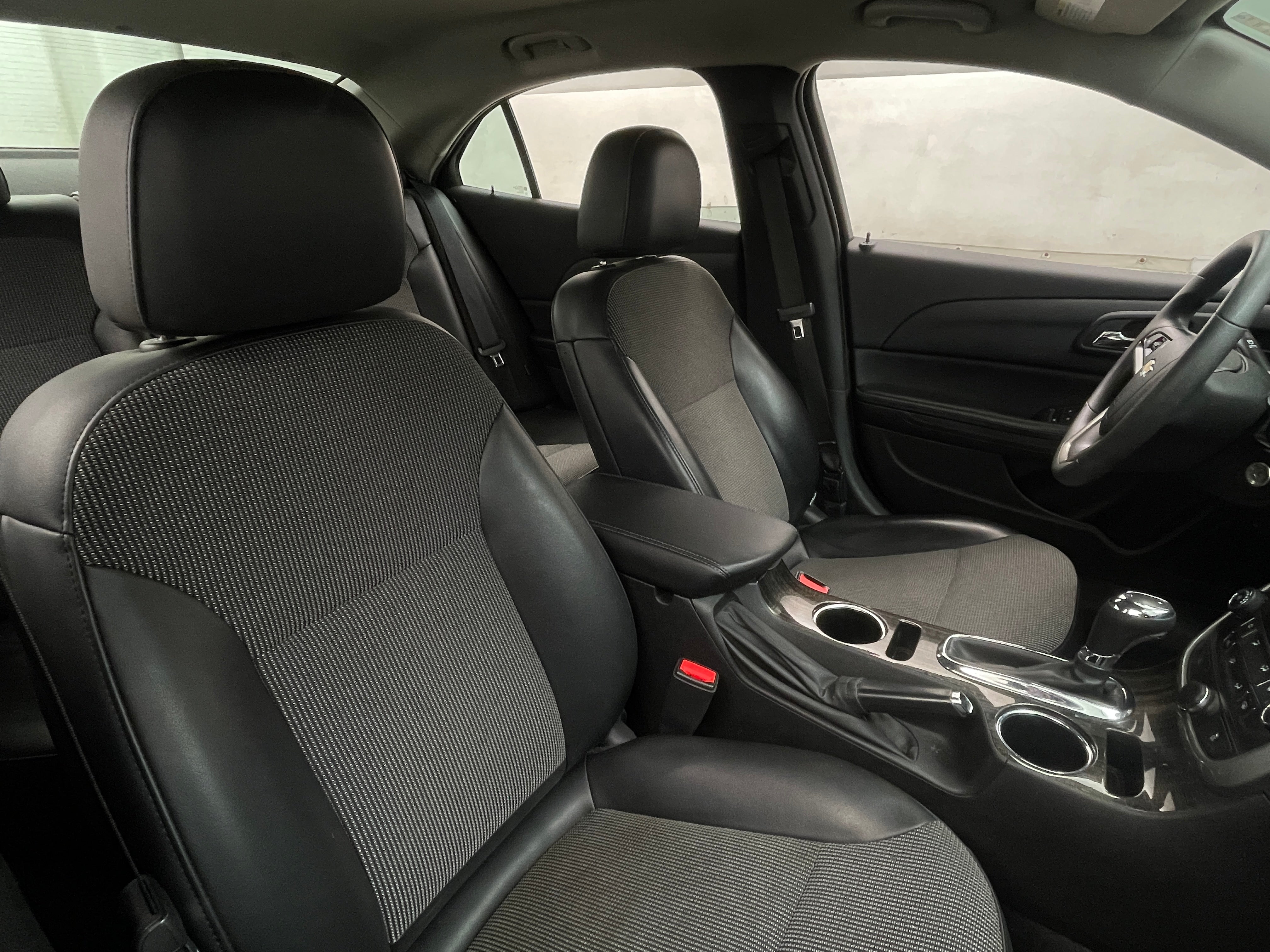 2015 Chevrolet Malibu LT 2