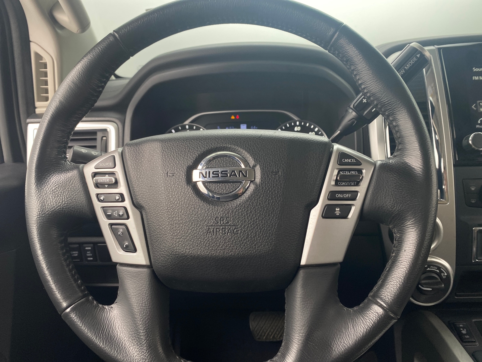 Thumbnail: 2021 Nissan Titan - 5
