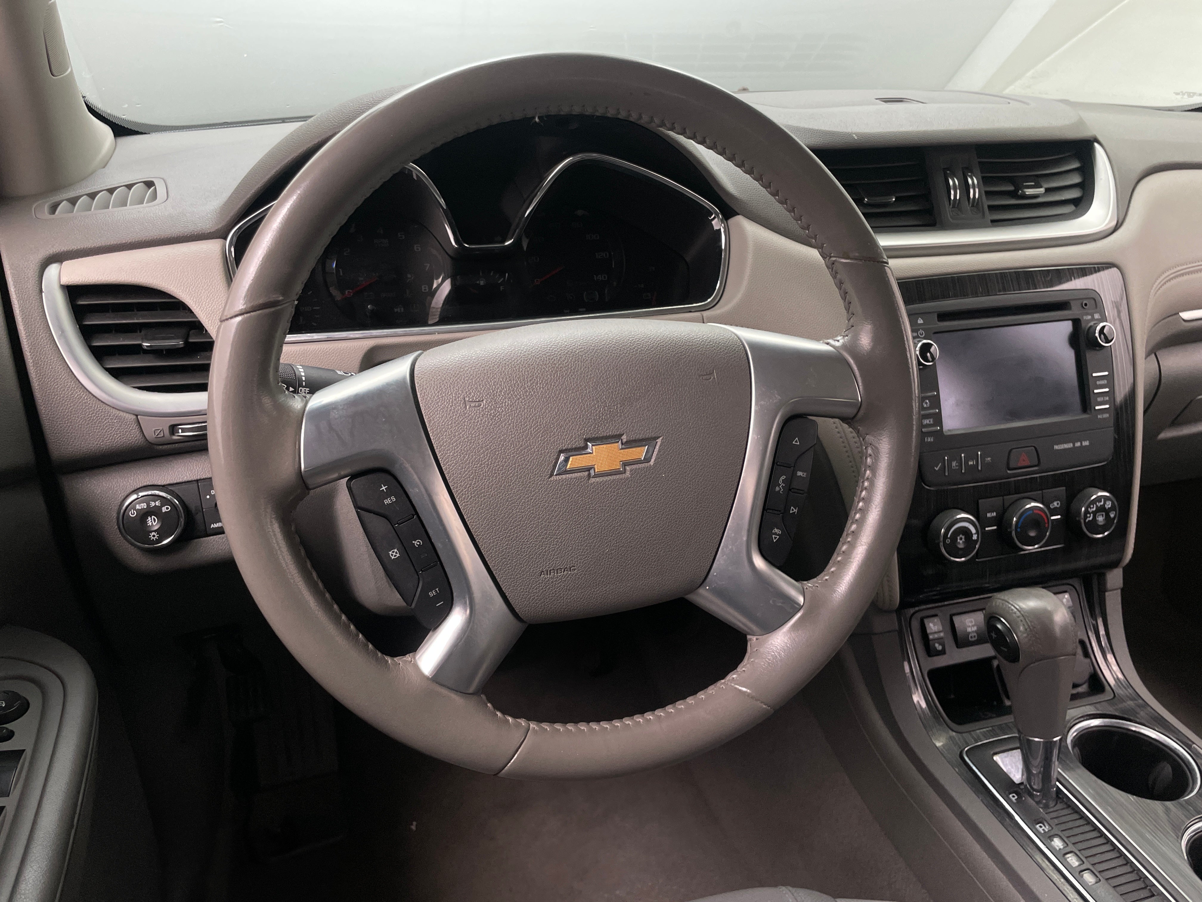 2017 Chevrolet Traverse LT 5