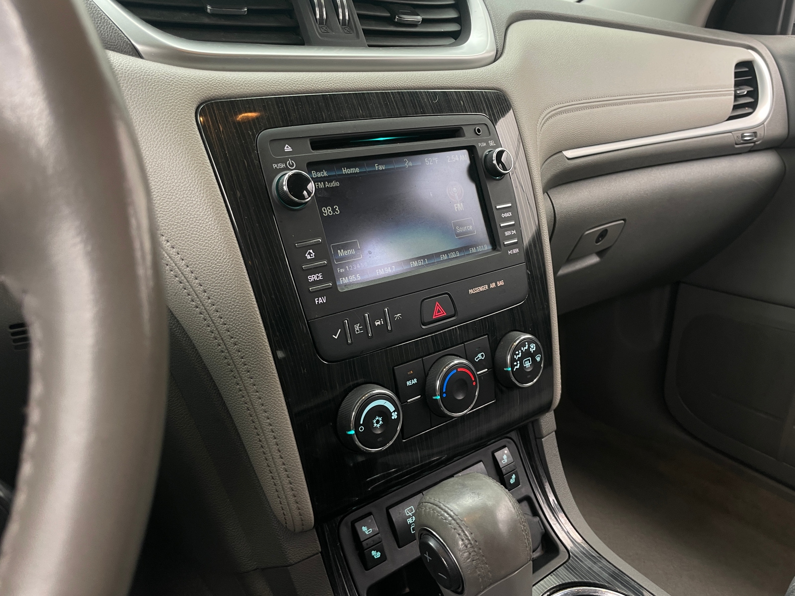 Thumbnail: 2017 Chevrolet Traverse - 4