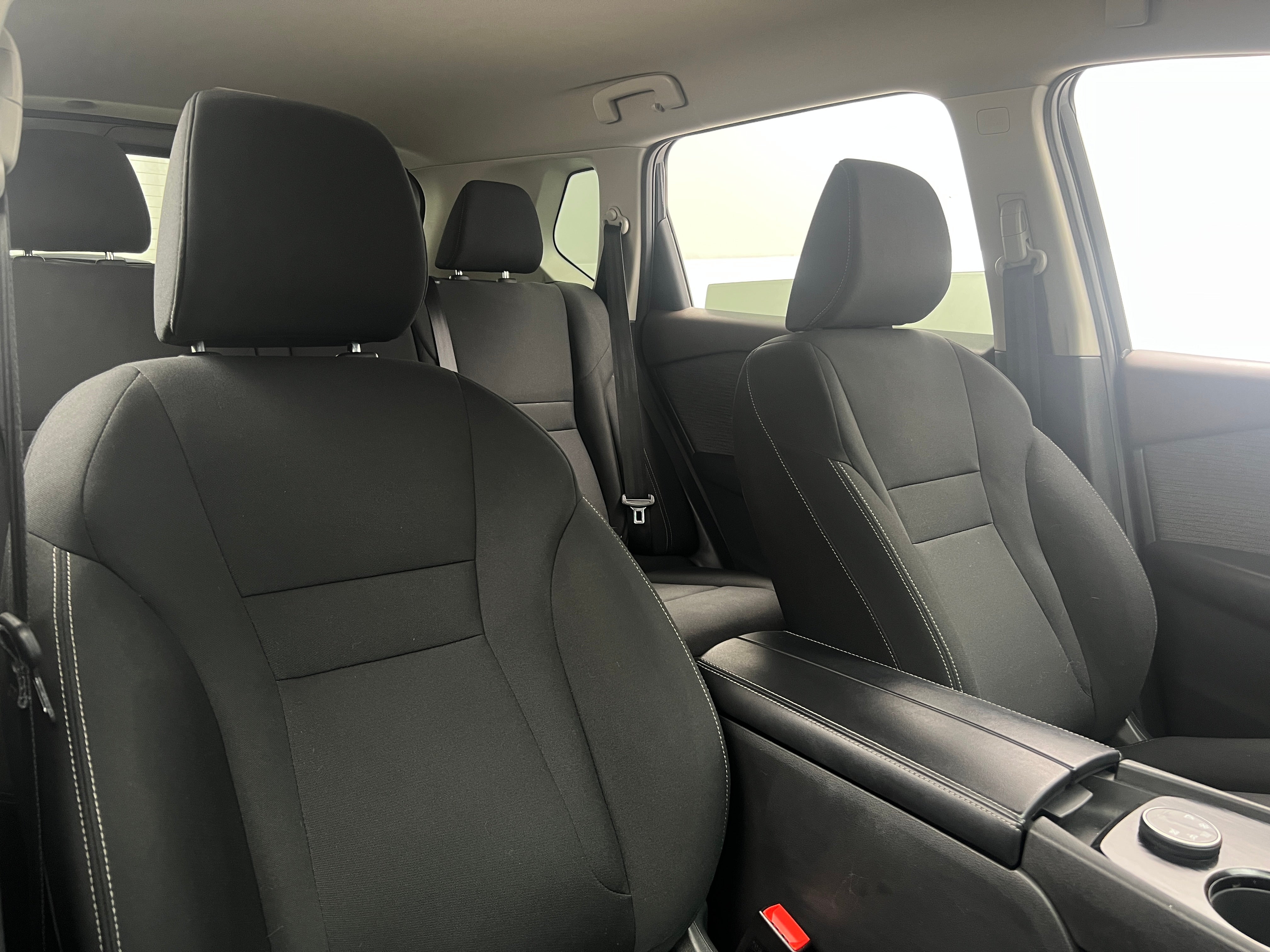2023 Nissan Rogue S 2