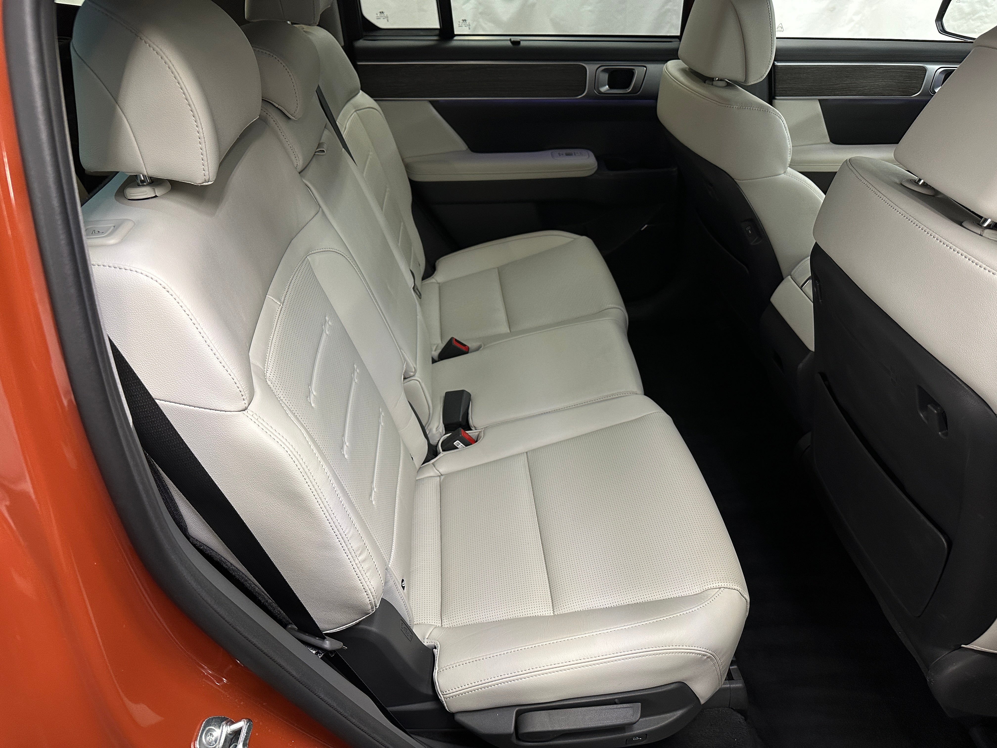 2024 Hyundai Santa Fe Limited 5