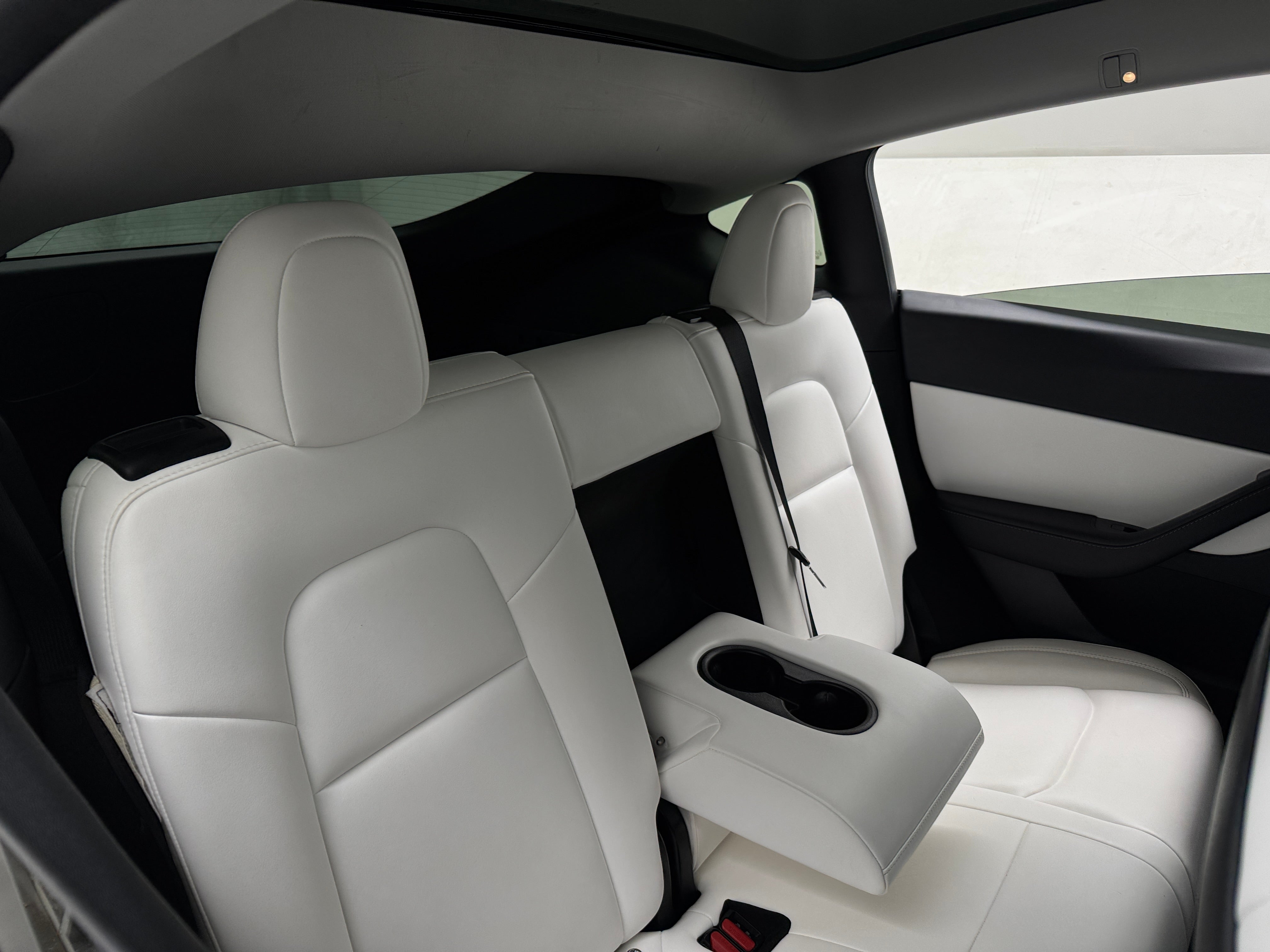 2020 Tesla Model Y Long Range 4