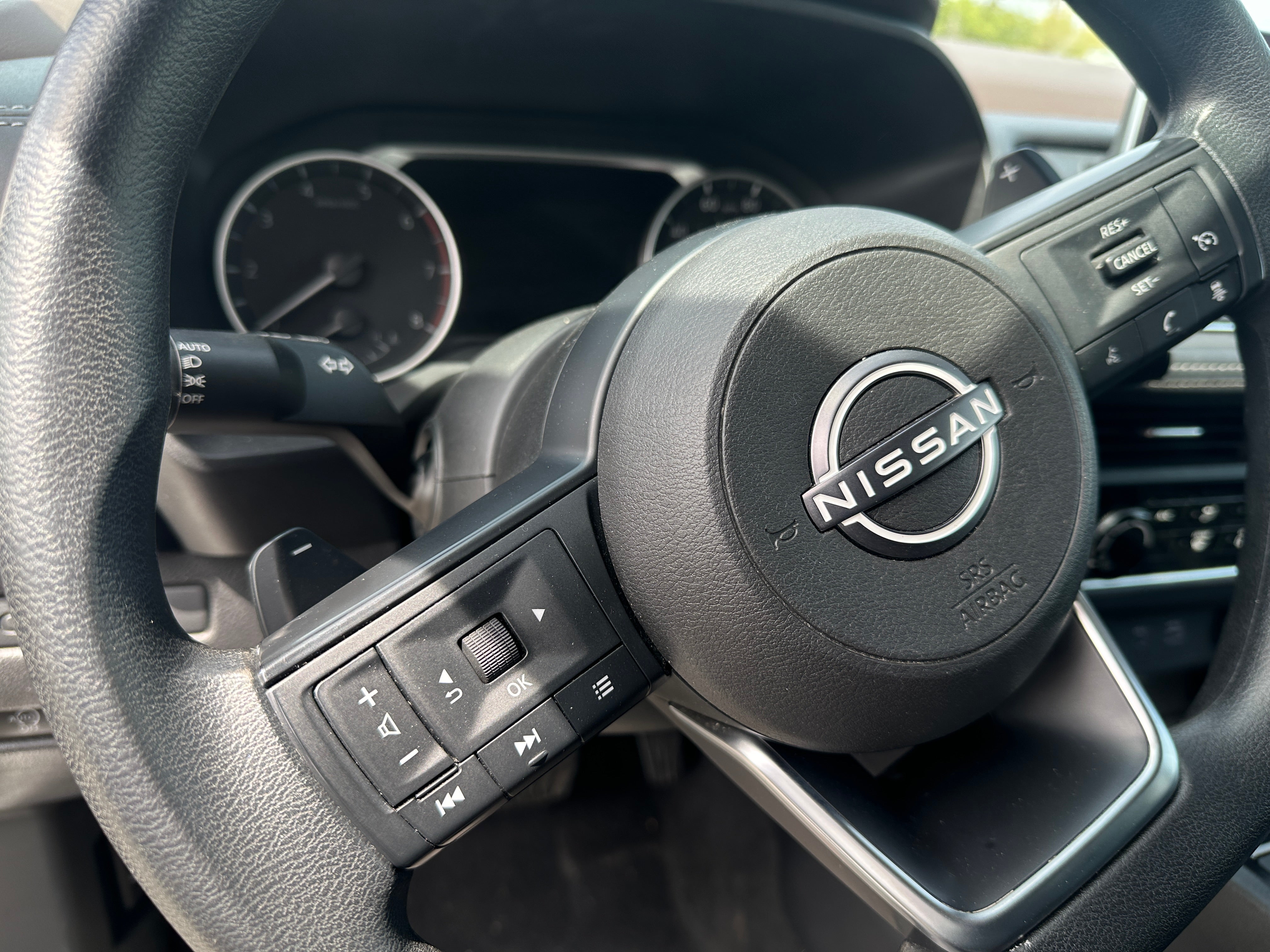 2023 Nissan Rogue S 5