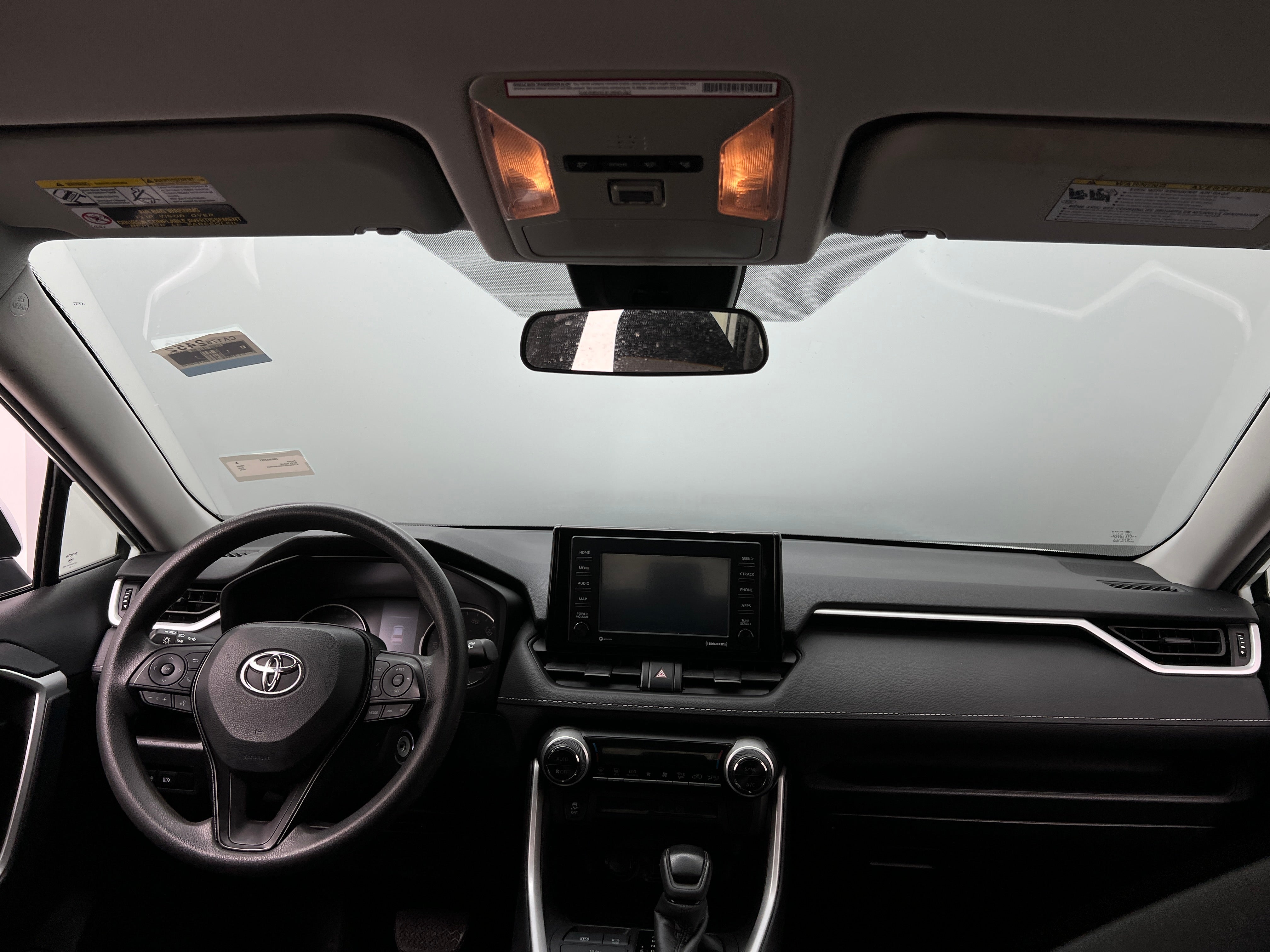 2021 Toyota RAV4 LE 3