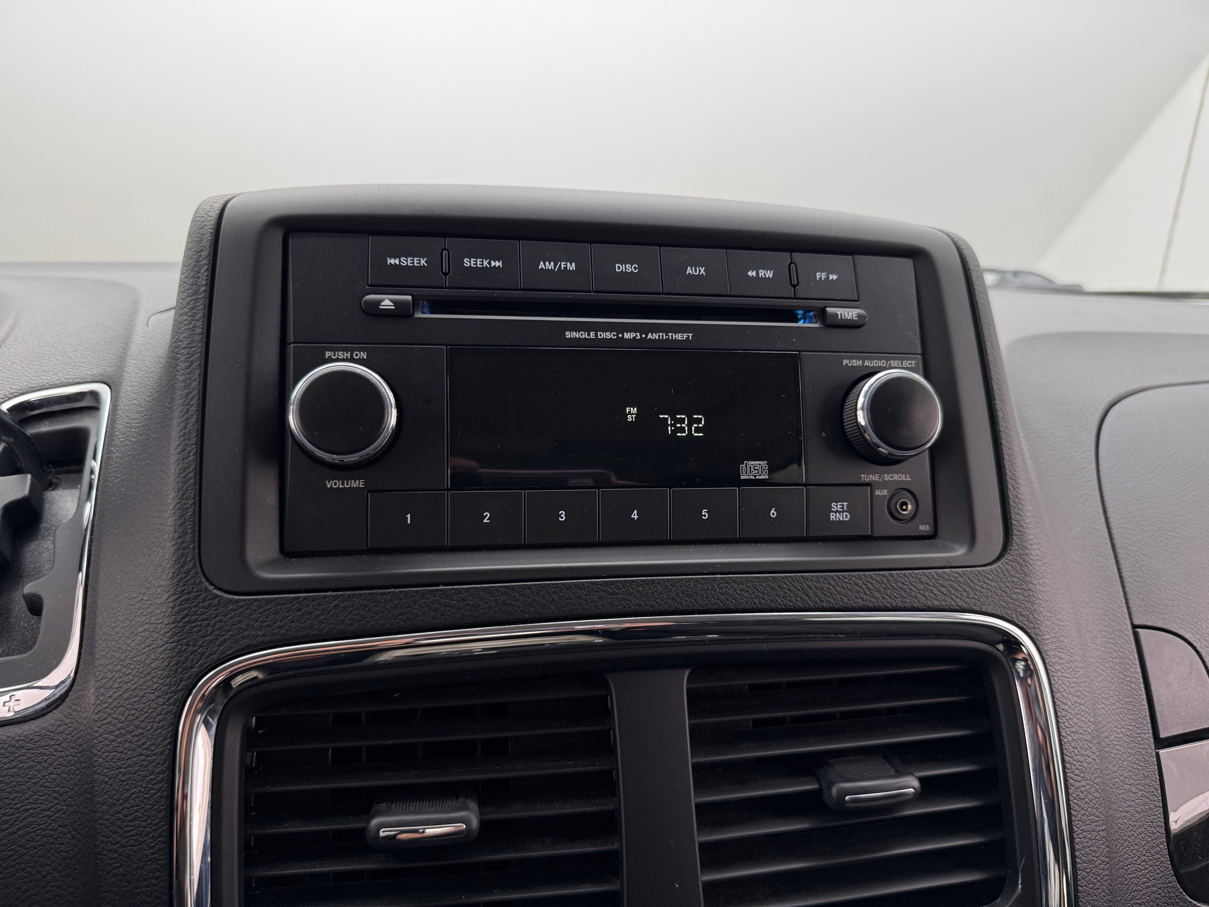 2016 Dodge Grand Caravan SE 4