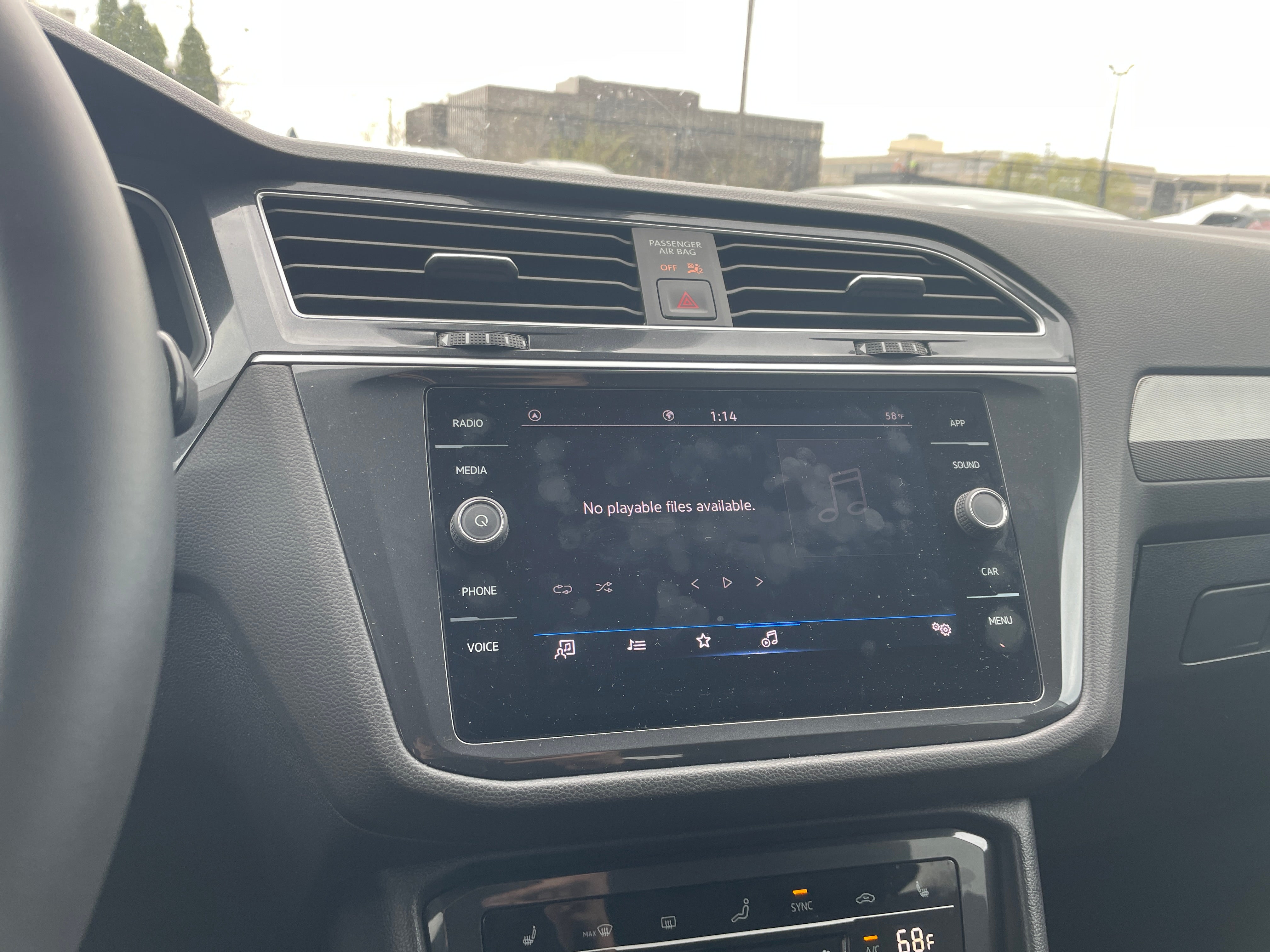 2024 Volkswagen Tiguan SE 3
