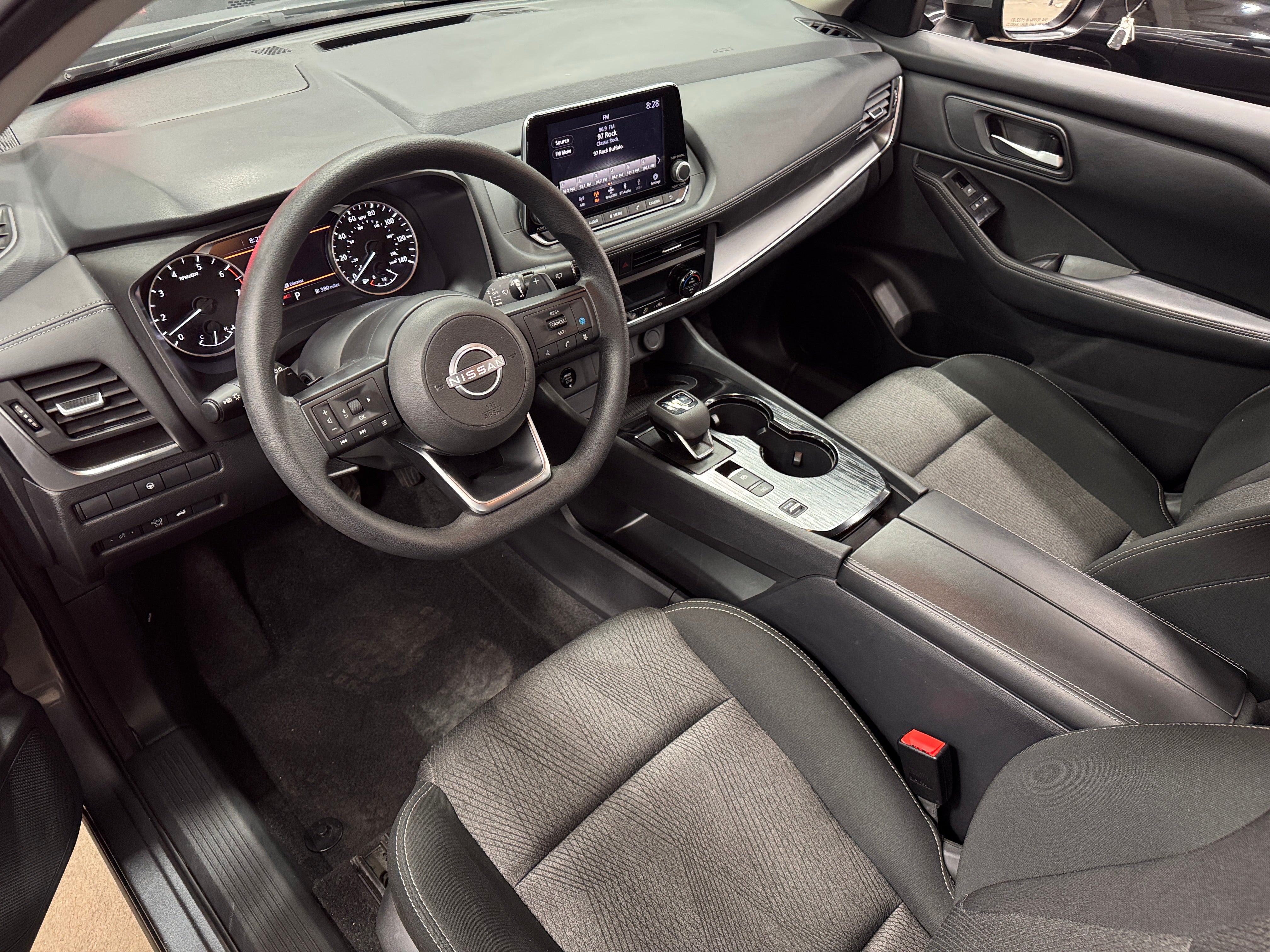 2024 Nissan Rogue SV 3