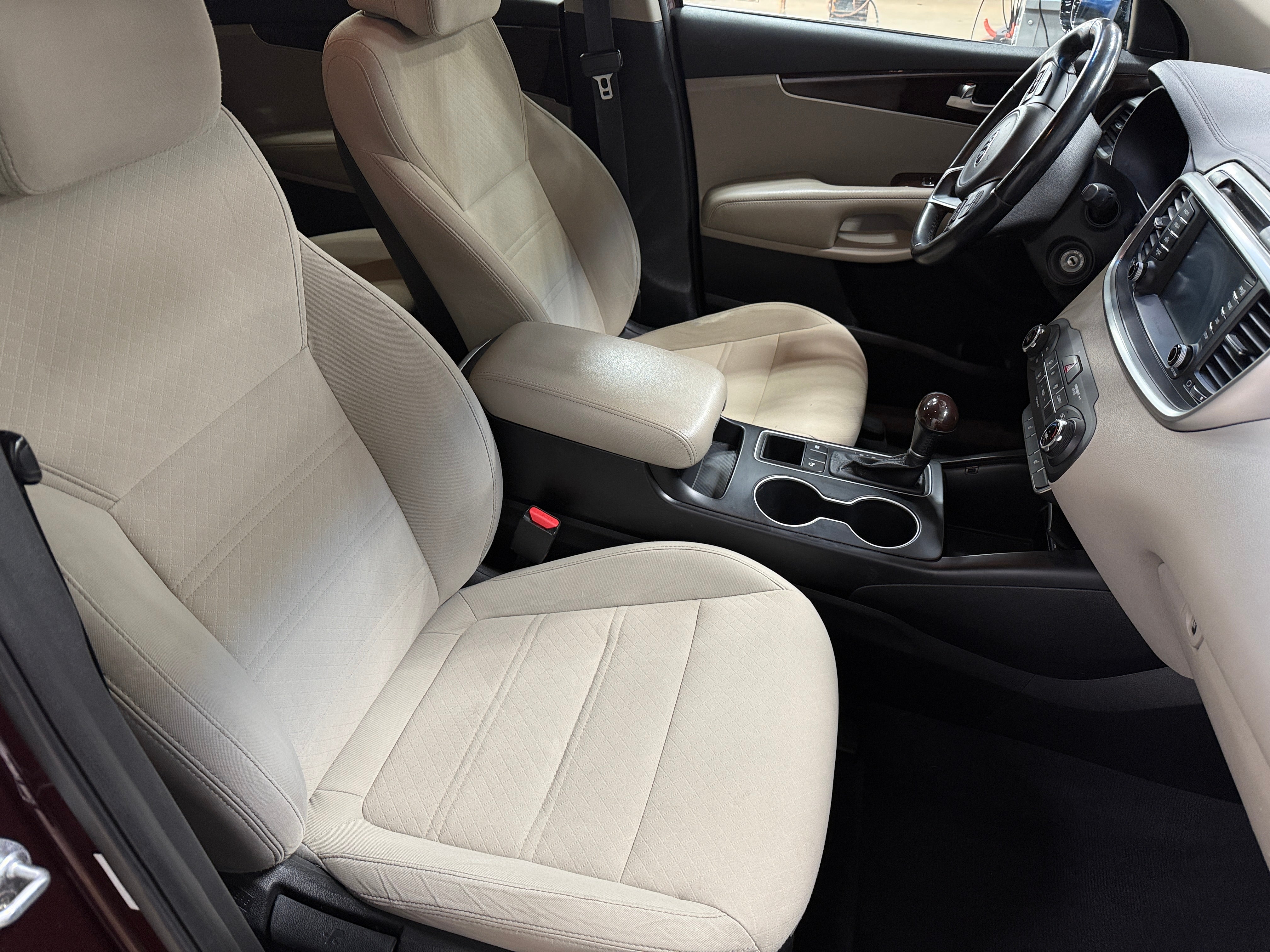 2017 Kia Sorento LX 2