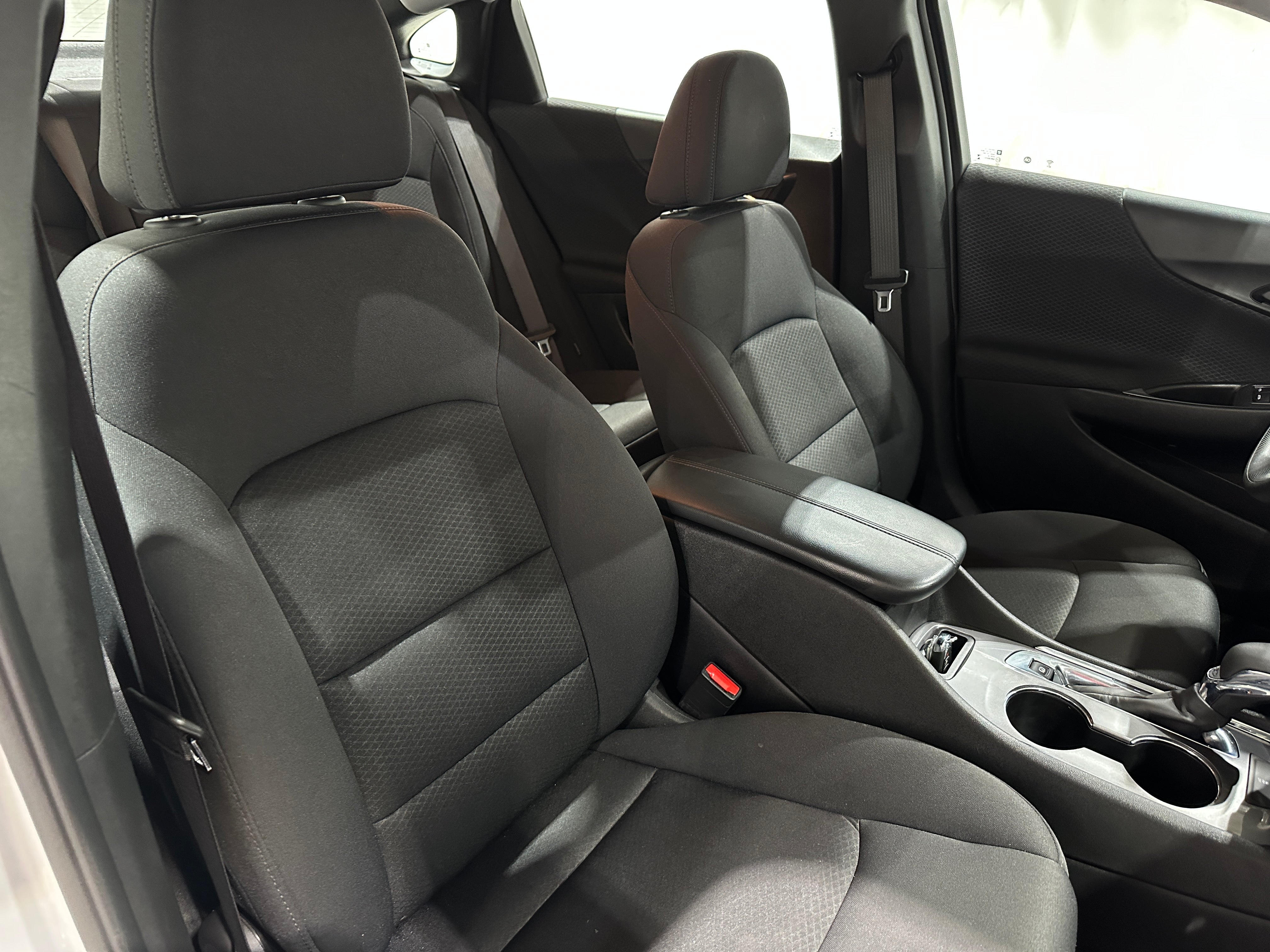 2023 Chevrolet Malibu LT 2